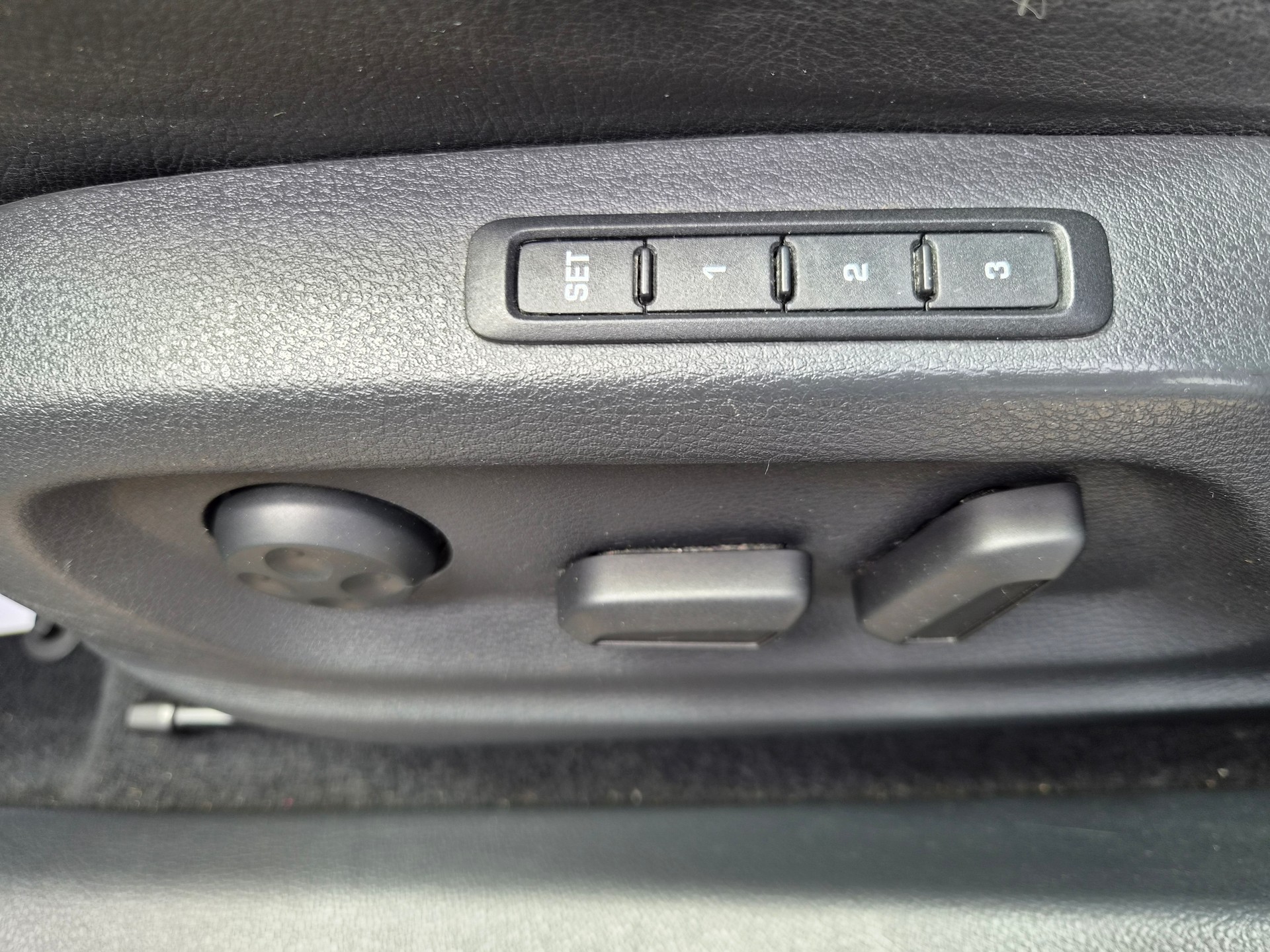 SEAT Alhambra 2.0 TDI Style 4x4 Ausführung 7 Sitzplätze-image-23