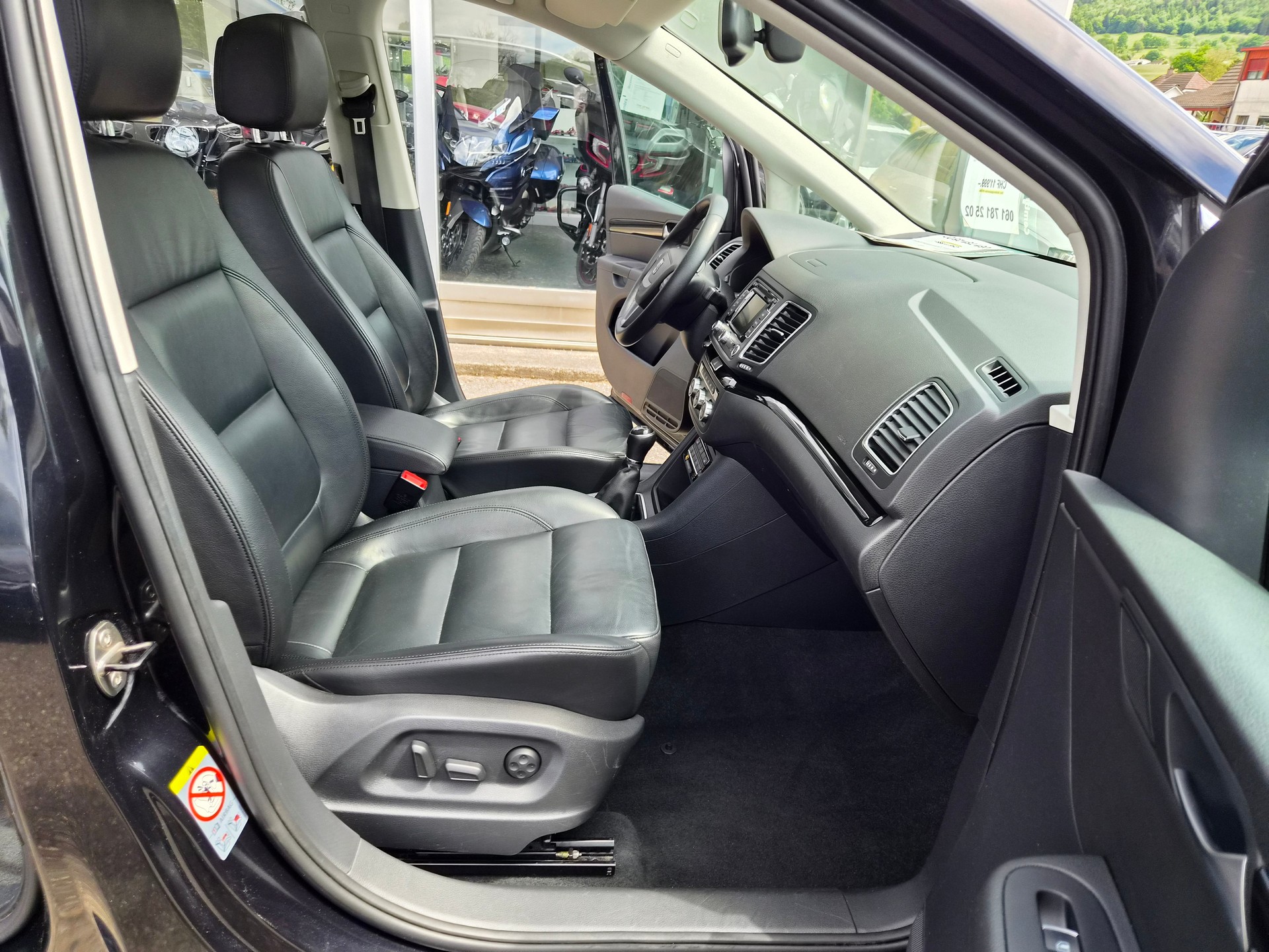 SEAT Alhambra 2.0 TDI Style 4x4 Ausführung 7 Sitzplätze-image-9