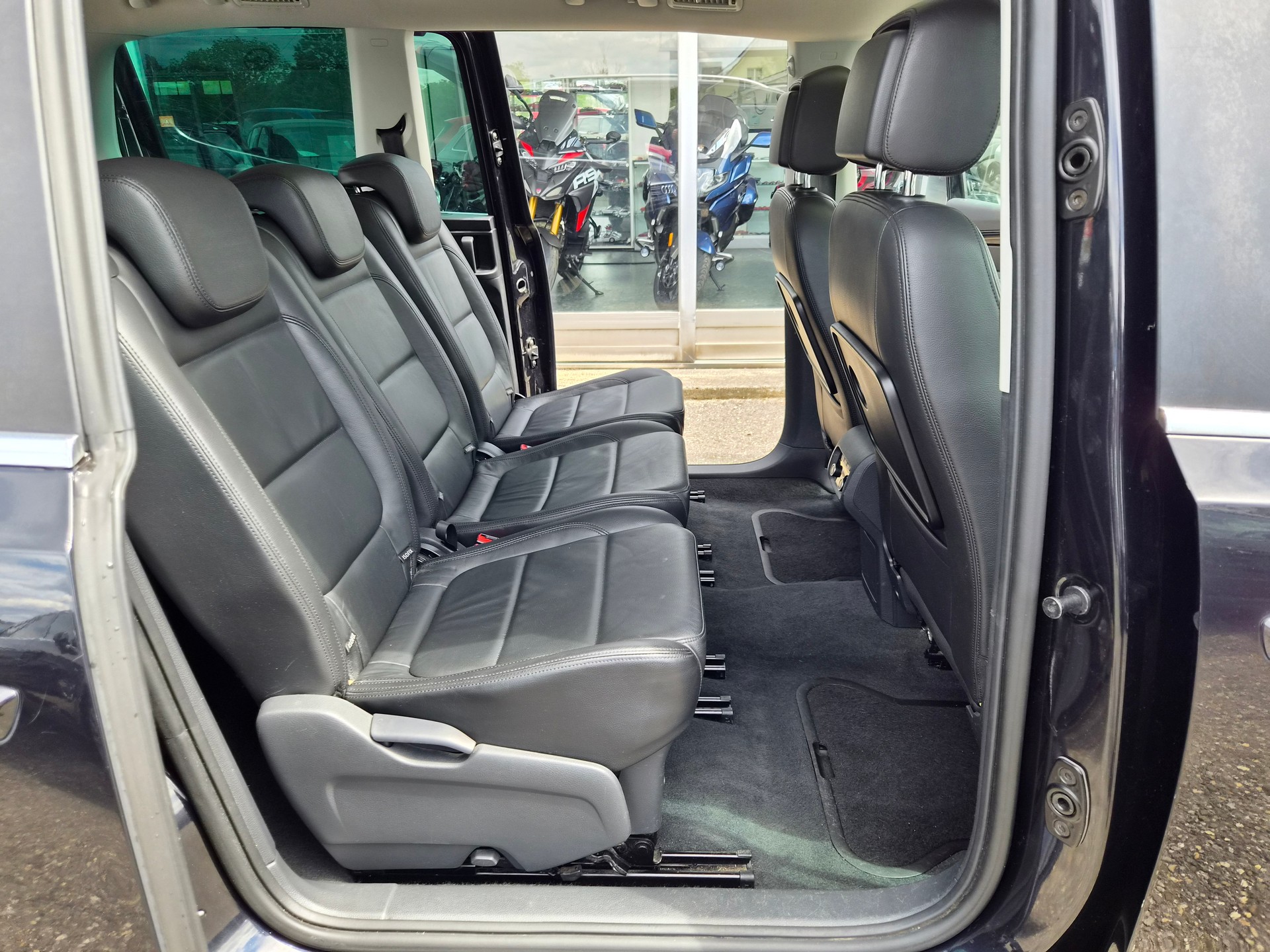 SEAT Alhambra 2.0 TDI Style 4x4 Ausführung 7 Sitzplätze-image-10
