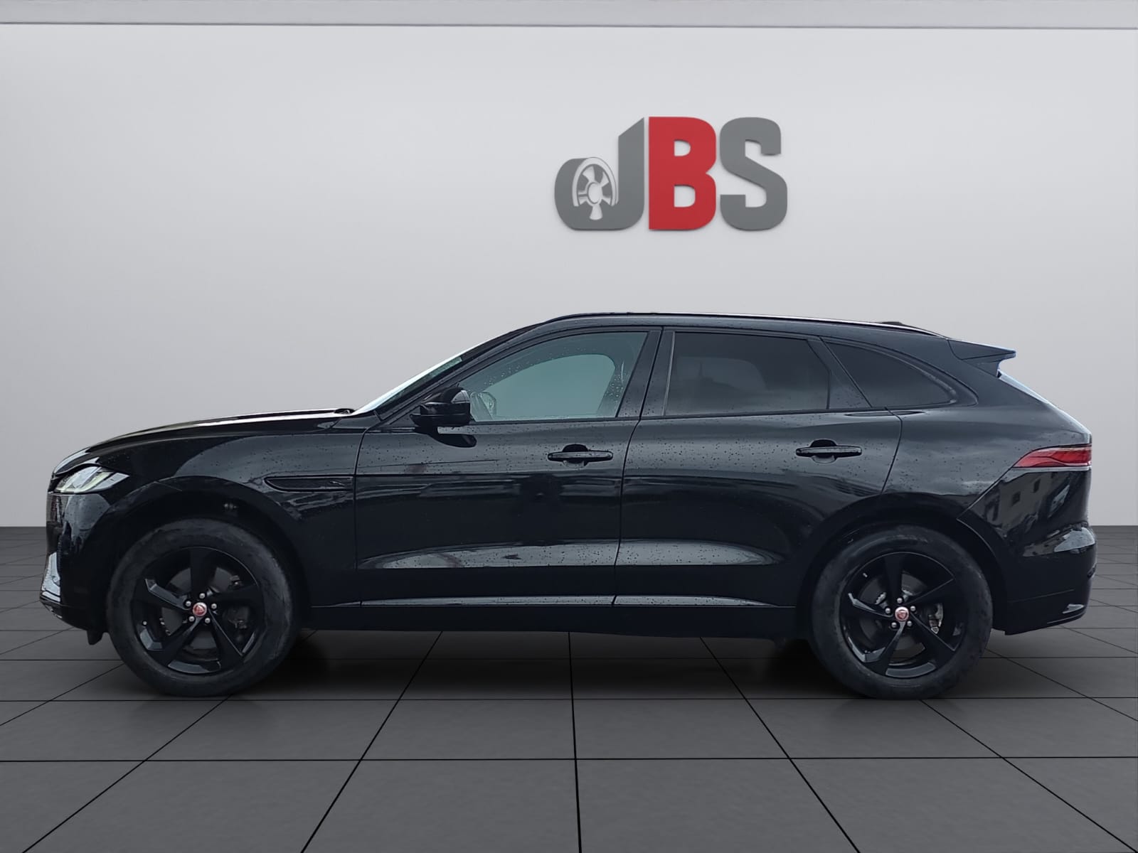 JAGUAR F-Pace 2.0 P250 R-Dynamic Black AWD-image-3