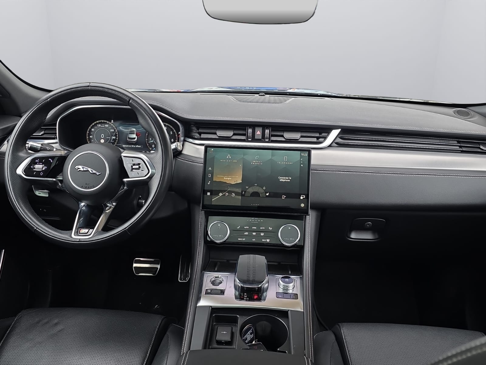 JAGUAR F-Pace 2.0 P250 R-Dynamic Black AWD-image-11