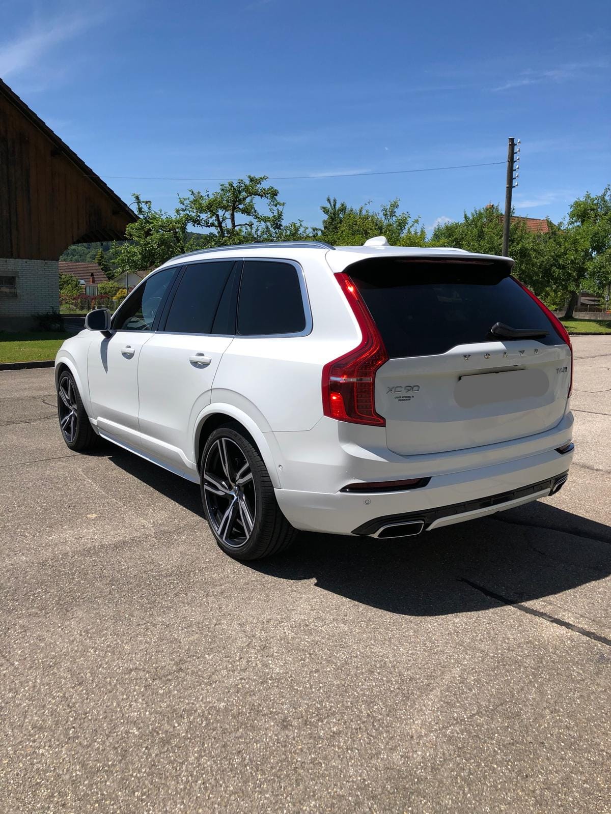 VOLVO XC90 2.0 T6 R-Design 7 Plätze AWD-image-3