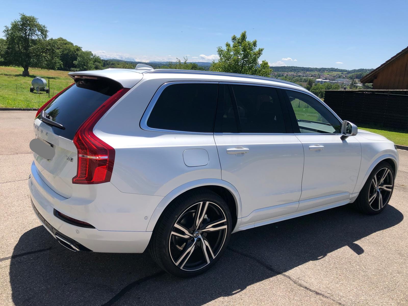 VOLVO XC90 2.0 T6 R-Design 7 Plätze AWD-image-4