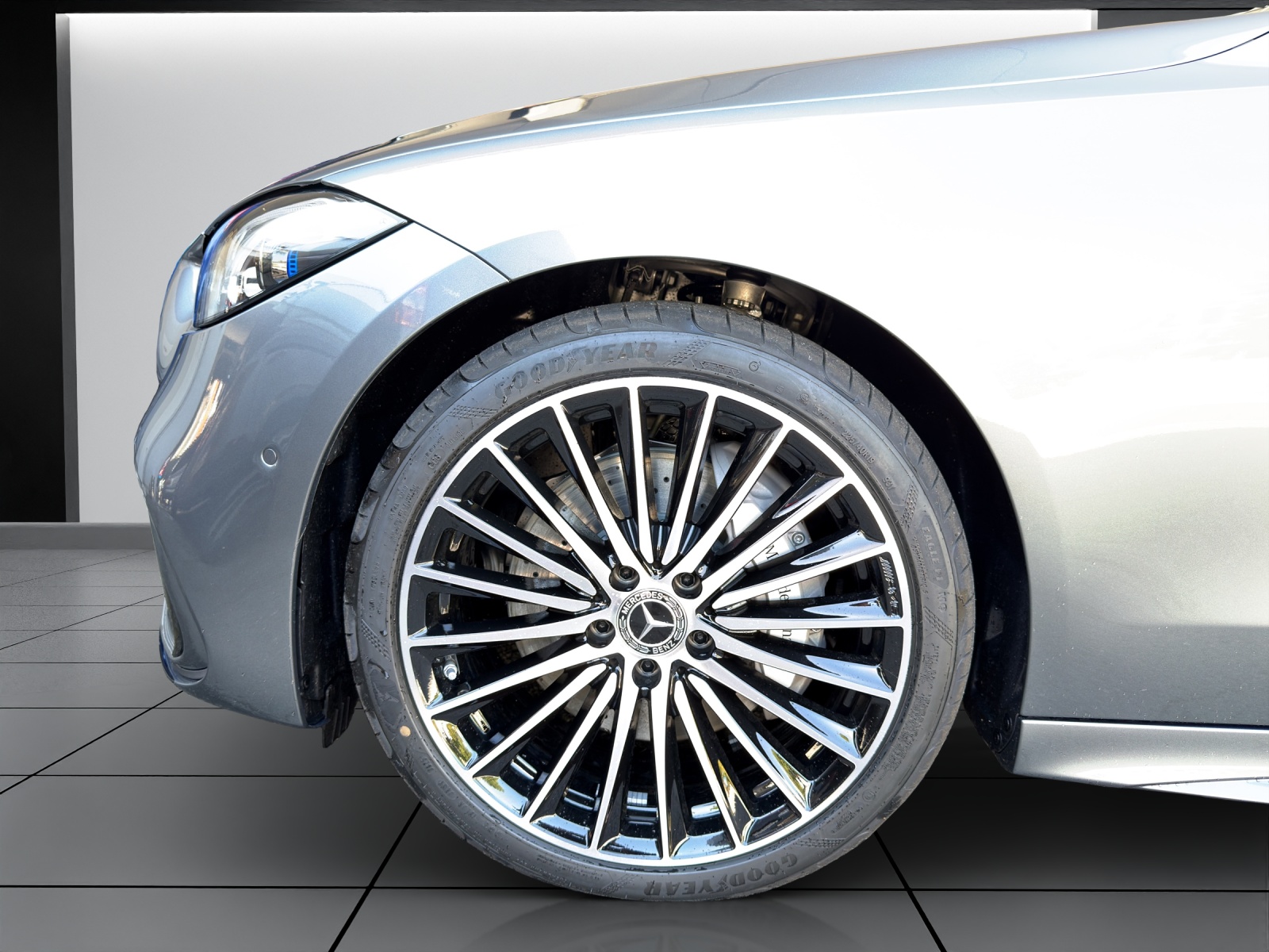 MERCEDES-BENZ C 220 d 4 Matic Swiss Star-image-6
