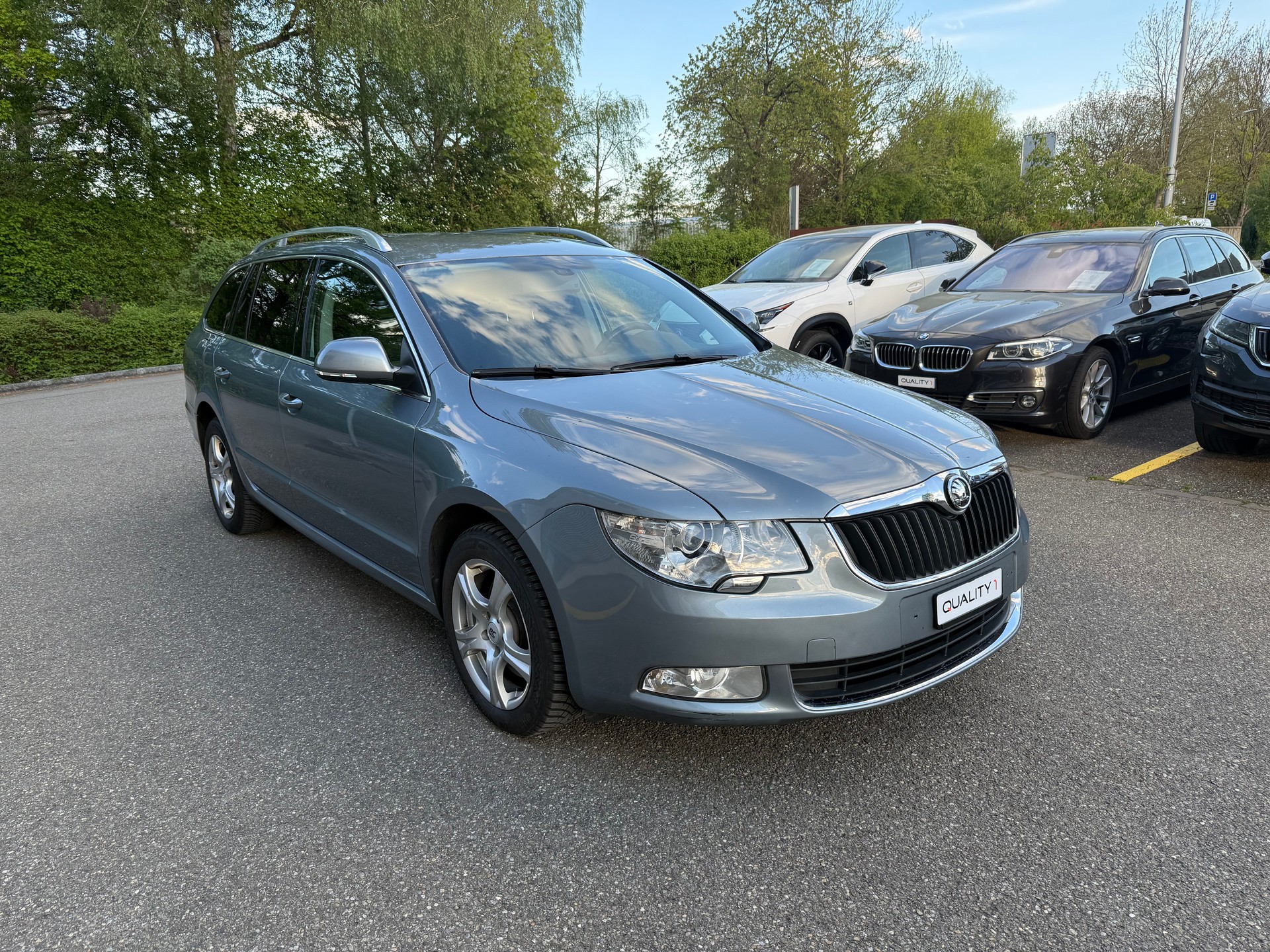 SKODA Superb Combi 2.0 TDi Comfort-image-3
