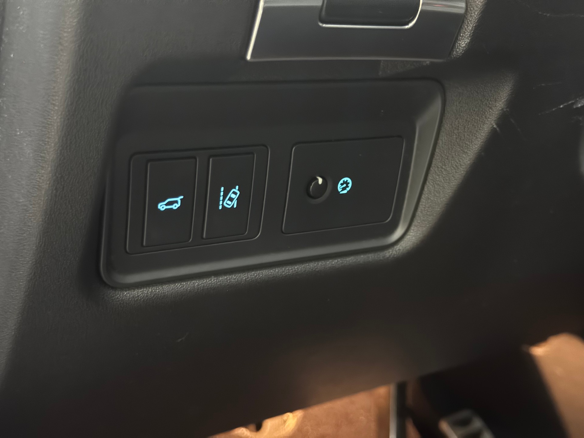 JAGUAR E-Pace 2.0d D180 First Edition AWD Automatik-image-20