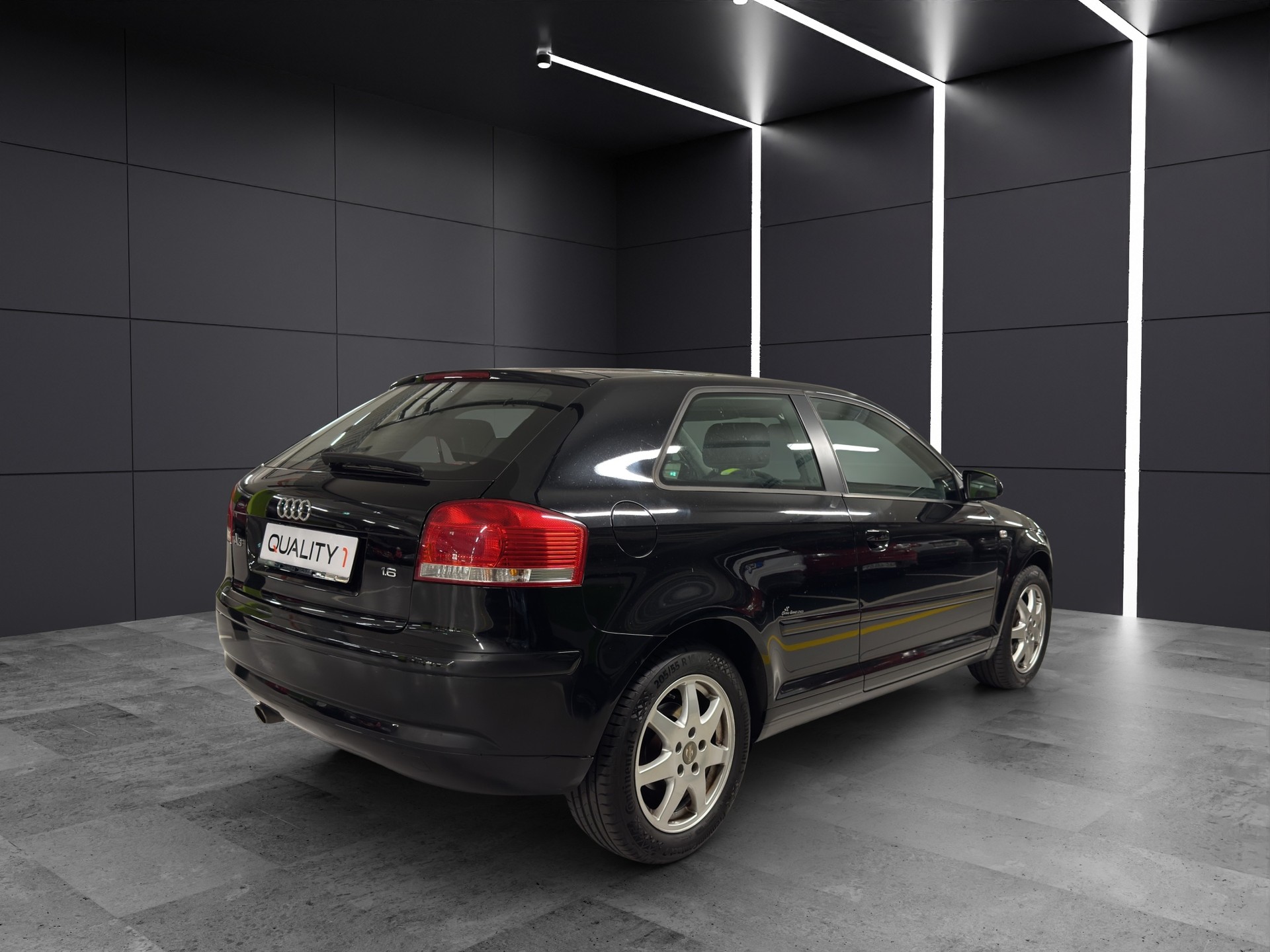 AUDI A3 Sportback 1.6 Attraction-image-4