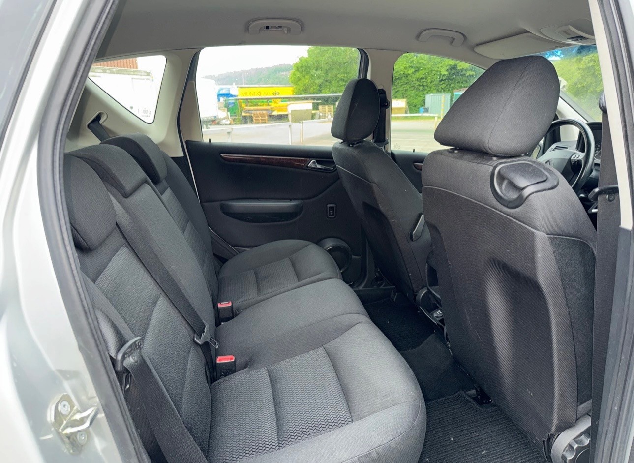 MERCEDES-BENZ A 150 Classic-image-9