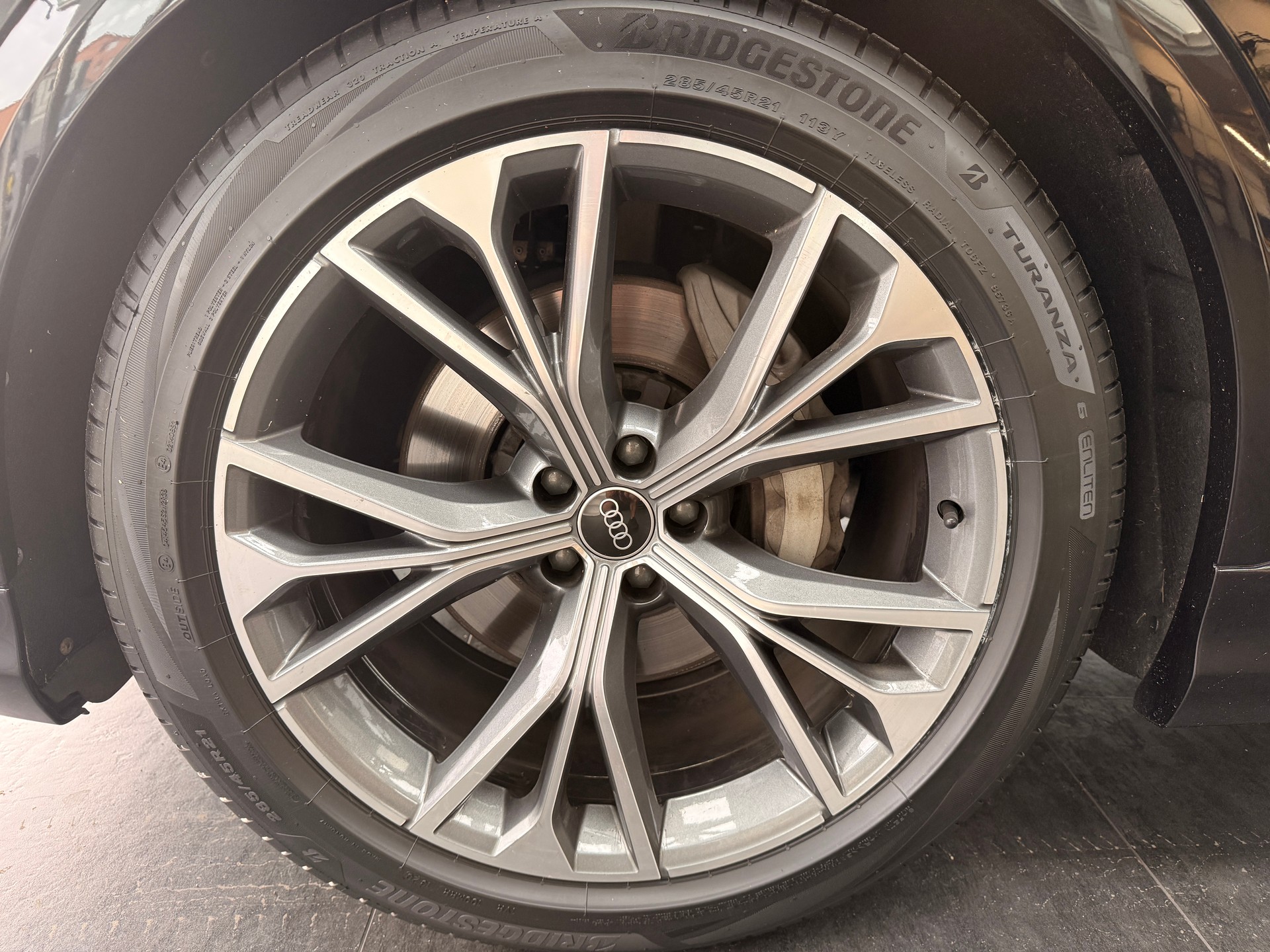 AUDI Q8 50 TDI quattro tiptronic S-Line-image-17