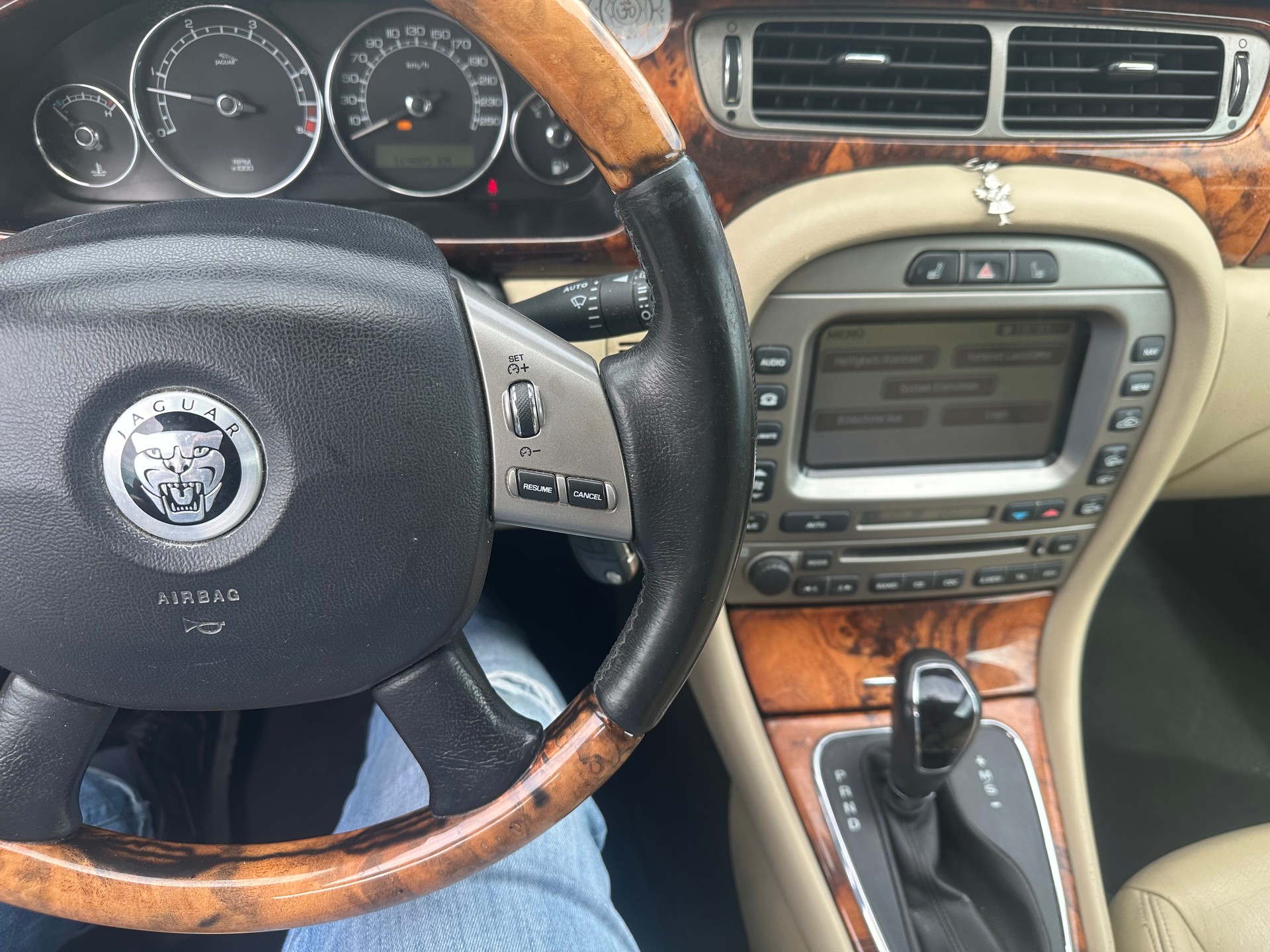 JAGUAR X-Type Estate 2.2D Classic Automatic-image-13