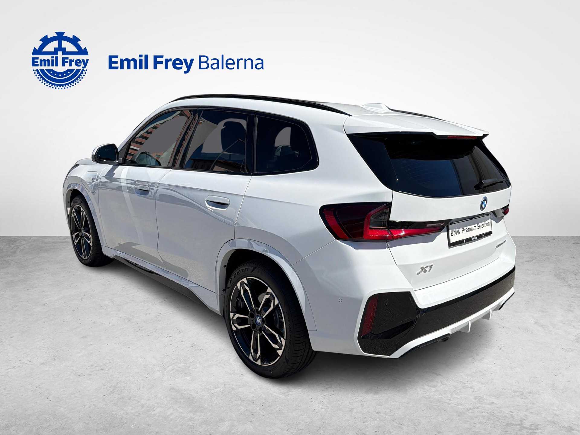 BMW X1 xDrive 30e-image-4