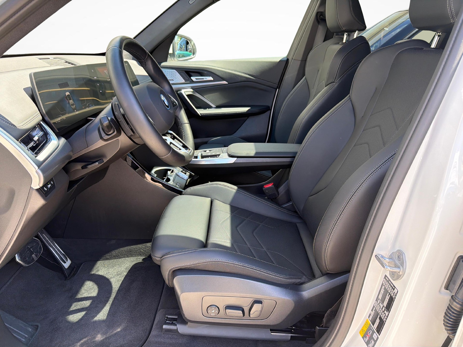 BMW X1 xDrive 30e-image-13