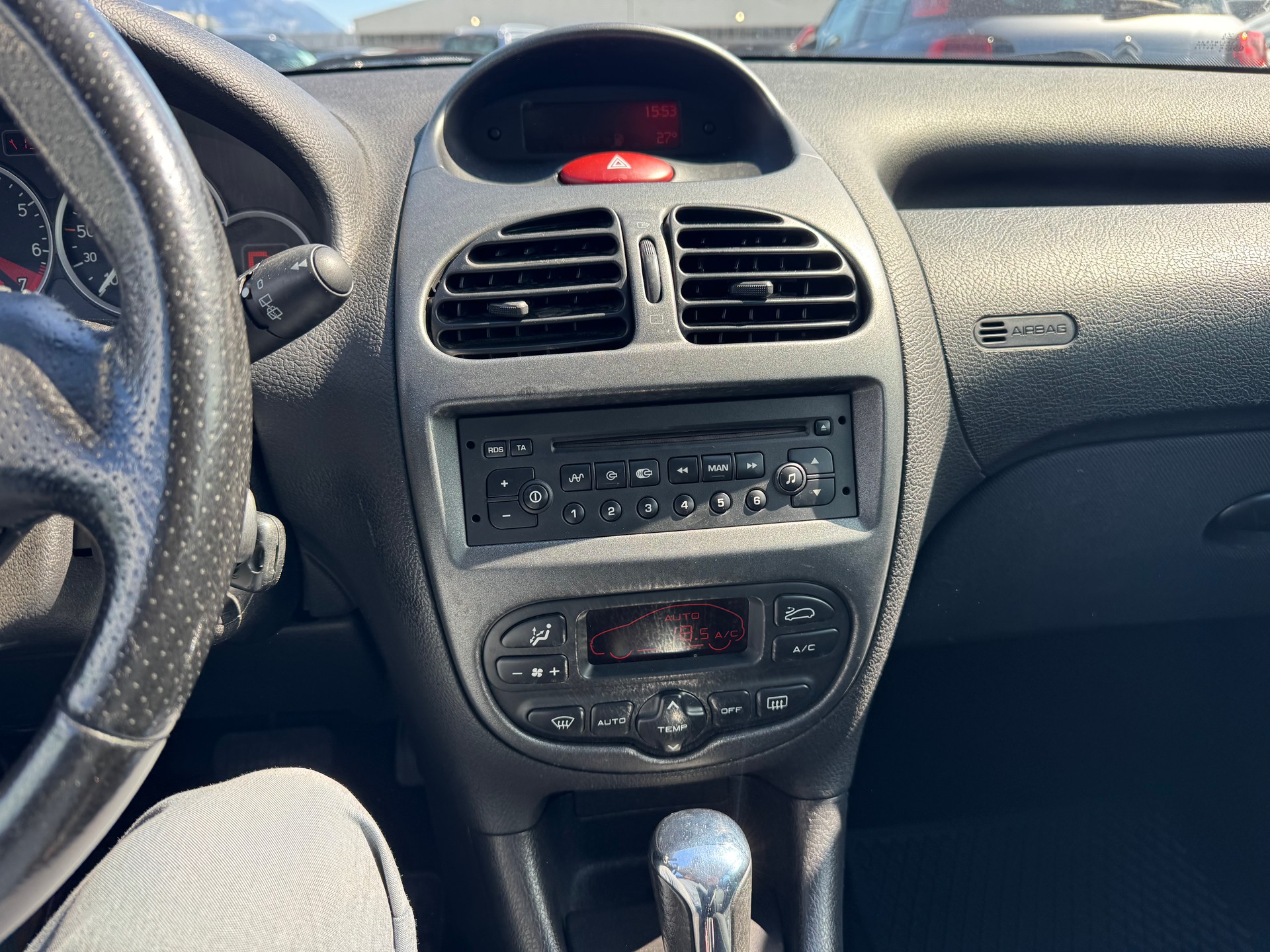 PEUGEOT 206 SW 1.6 16V Quiksilver-image-13