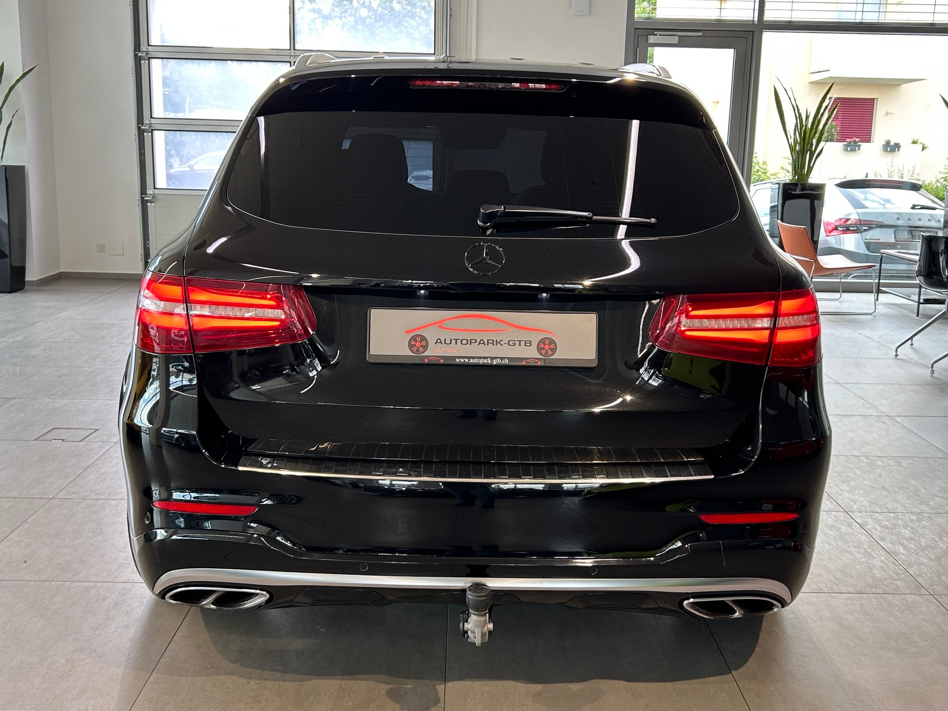 MERCEDES-BENZ GLC 43 AMG 4Matic 9G-Tronic-image-7