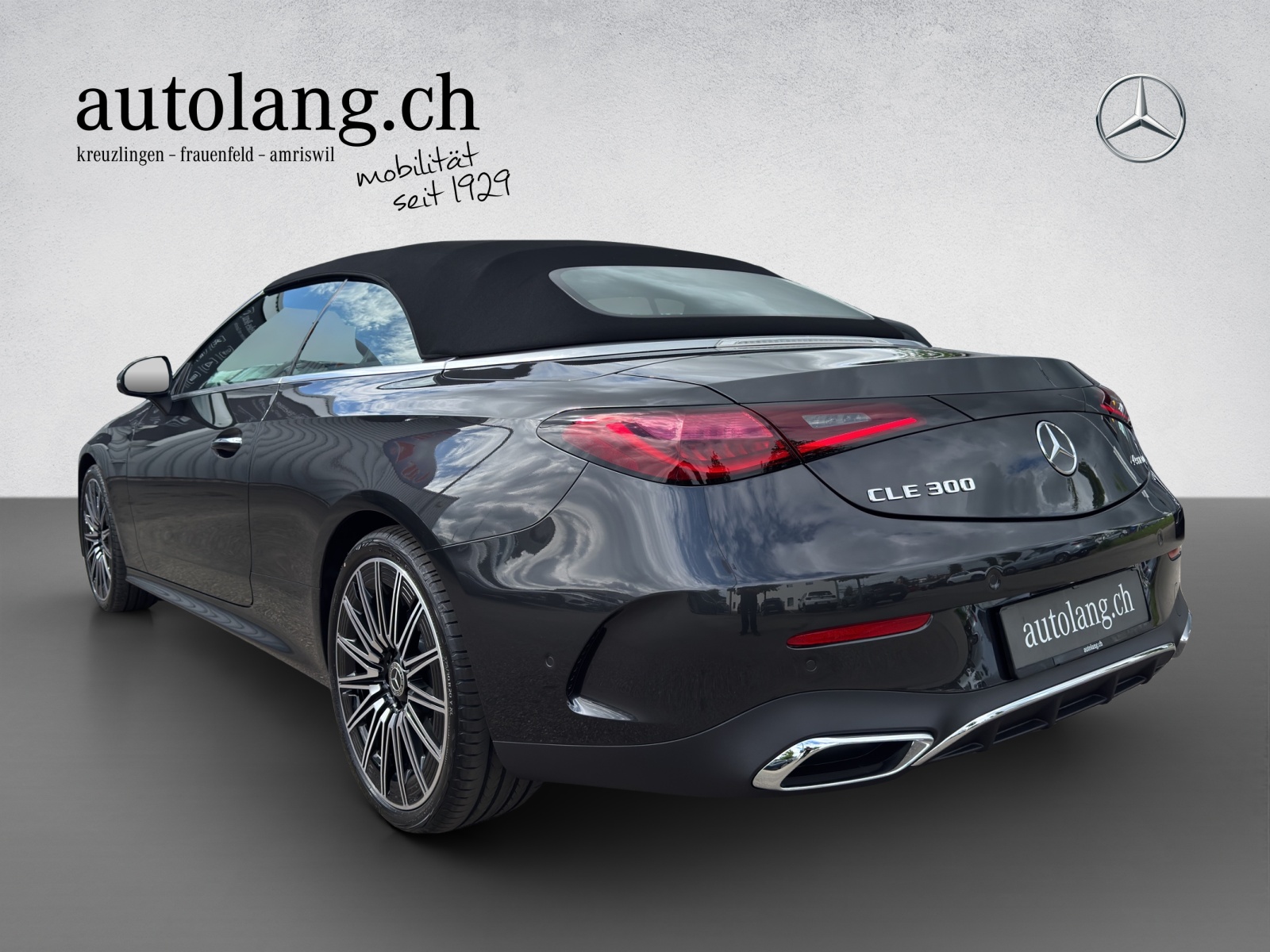 MERCEDES-BENZ CLE 300 AMG Line 4Matic Cabriolet-showroom-element-3