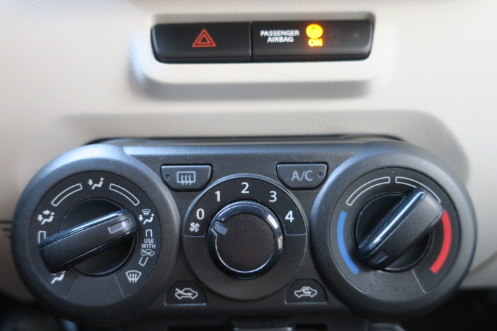SUZUKI Ignis 1.2i Compact+ 4x4-image-11
