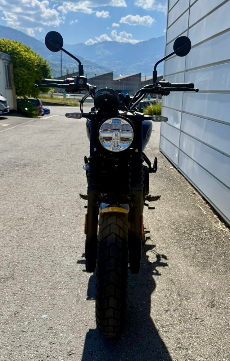 ROYAL ENFIELD Guerrilla 450 Base-image-5