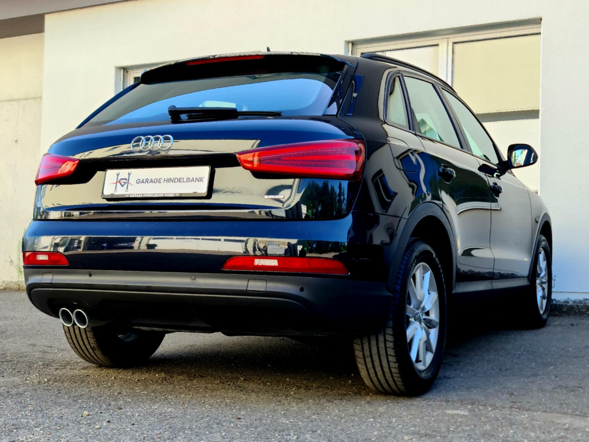 AUDI Q3 2.0 TFSI quattro S-tronic-image-7