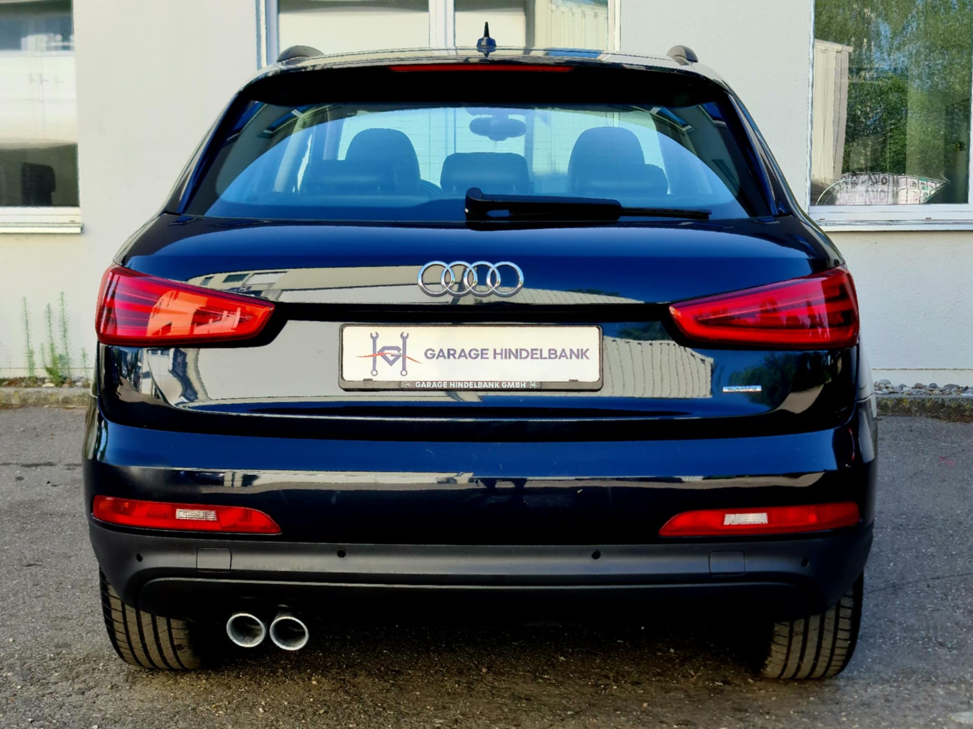 AUDI Q3 2.0 TFSI quattro S-tronic-image-9