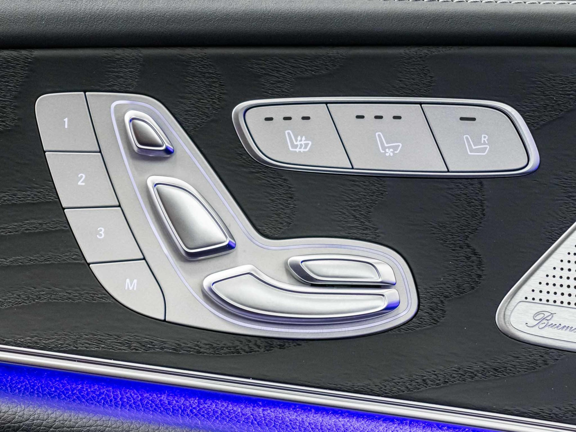MERCEDES-BENZ CLS 450 4MATIC Coupé-image-12