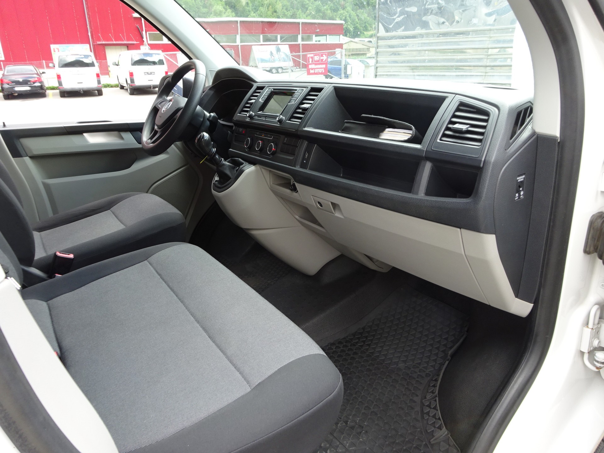 VW T6 2.0 TDI 4Motion-image-15