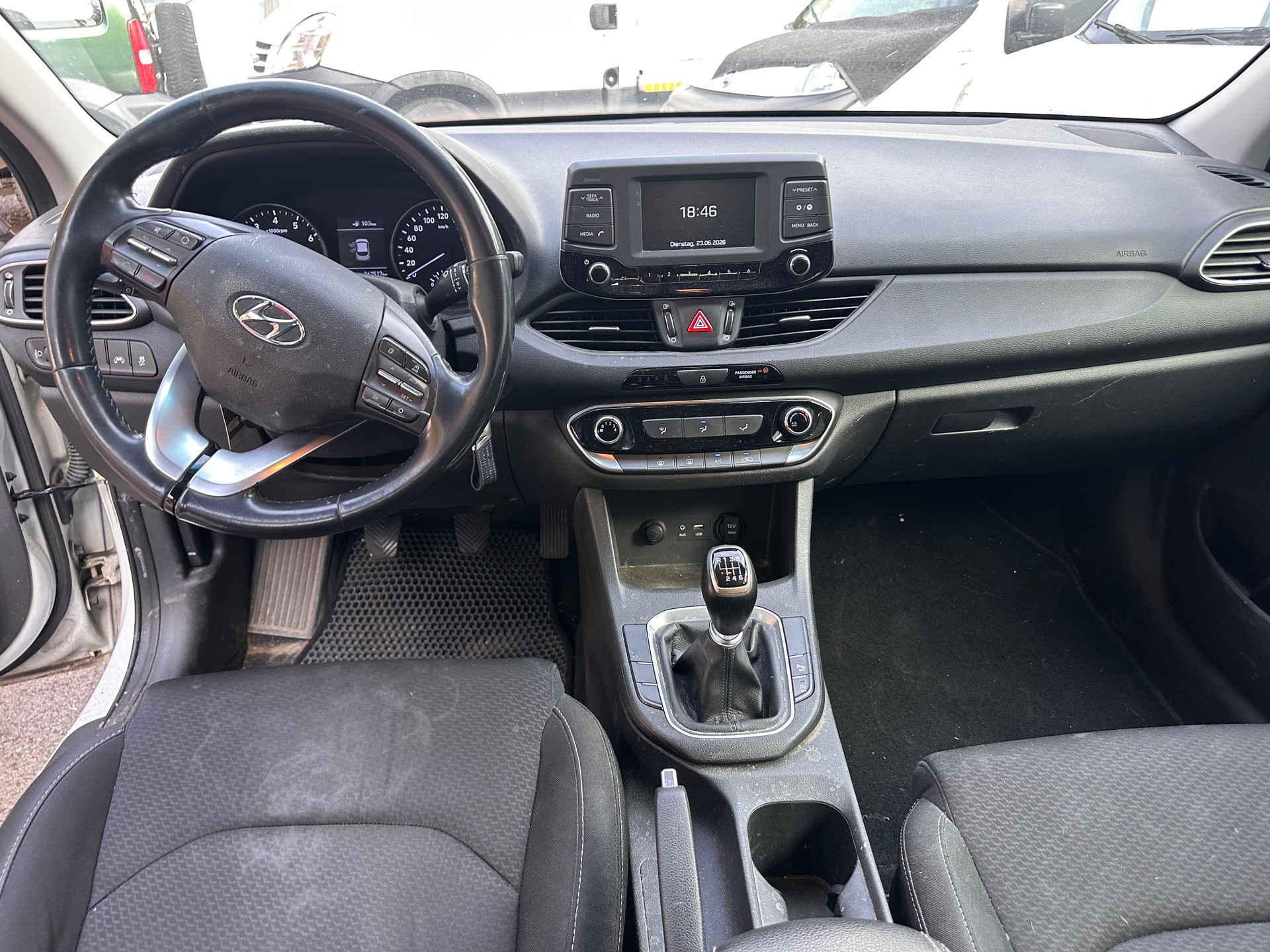 HYUNDAI i30 Wagon 1.4 Origo-image-11