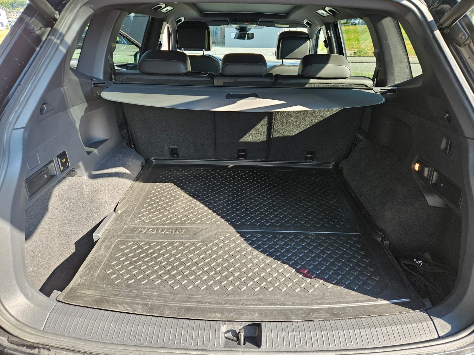 VW Tiguan Allspace 2.0 TDI SCR Highline 4Motion DSG-image-10