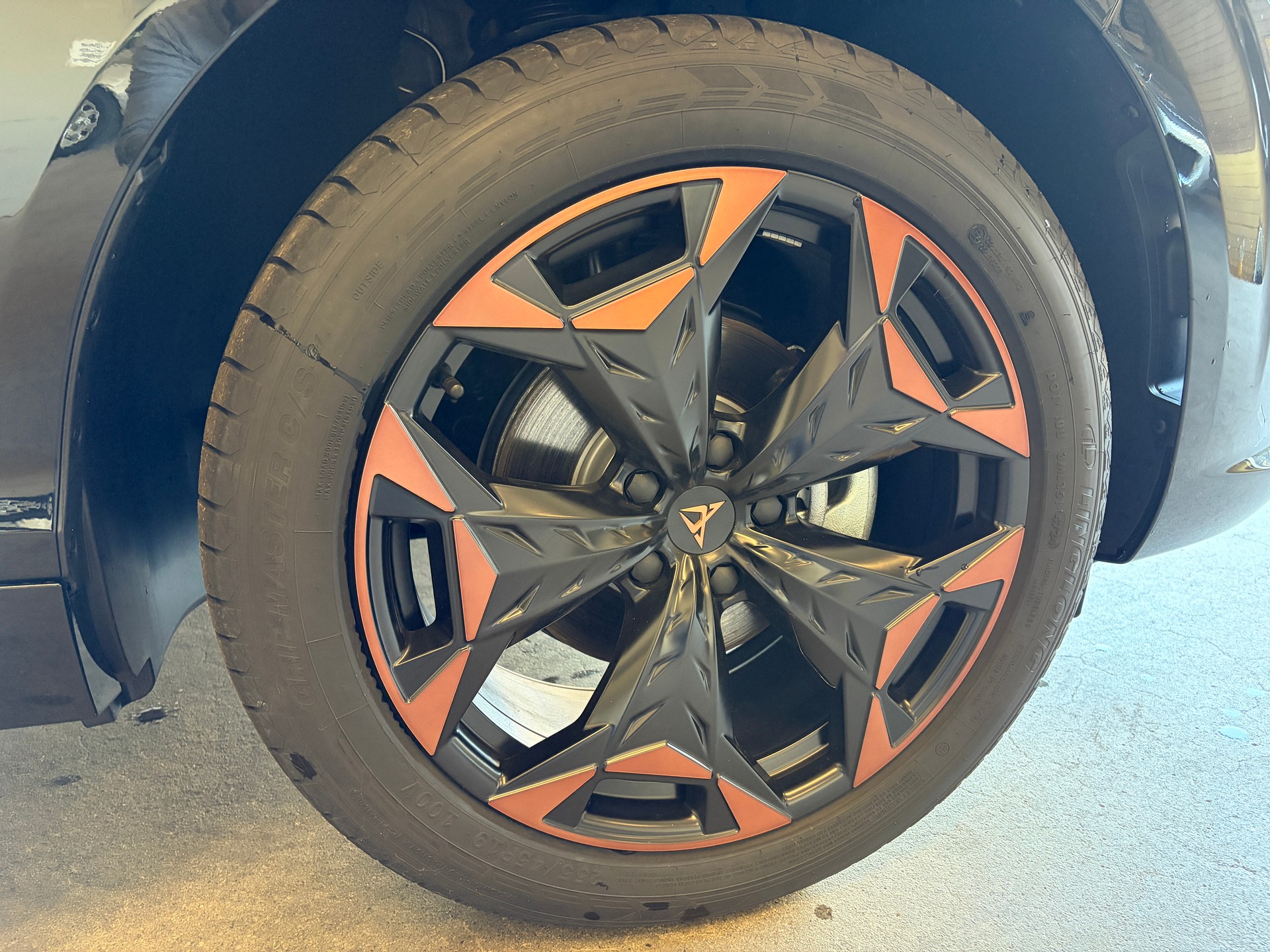 CUPRA Terramar 1.5 eTSI DSG PANORAMA HEAD-UP AHK - HERSTELLERGARANTIE BIS 2028!-image-3