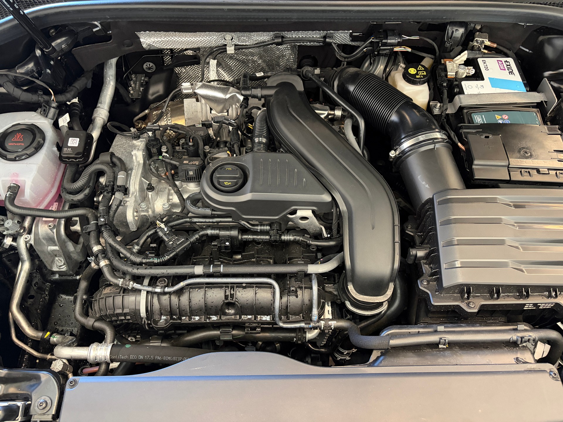 CUPRA Terramar 1.5 eTSI DSG PANORAMA HEAD-UP AHK - HERSTELLERGARANTIE BIS 2028!-image-21