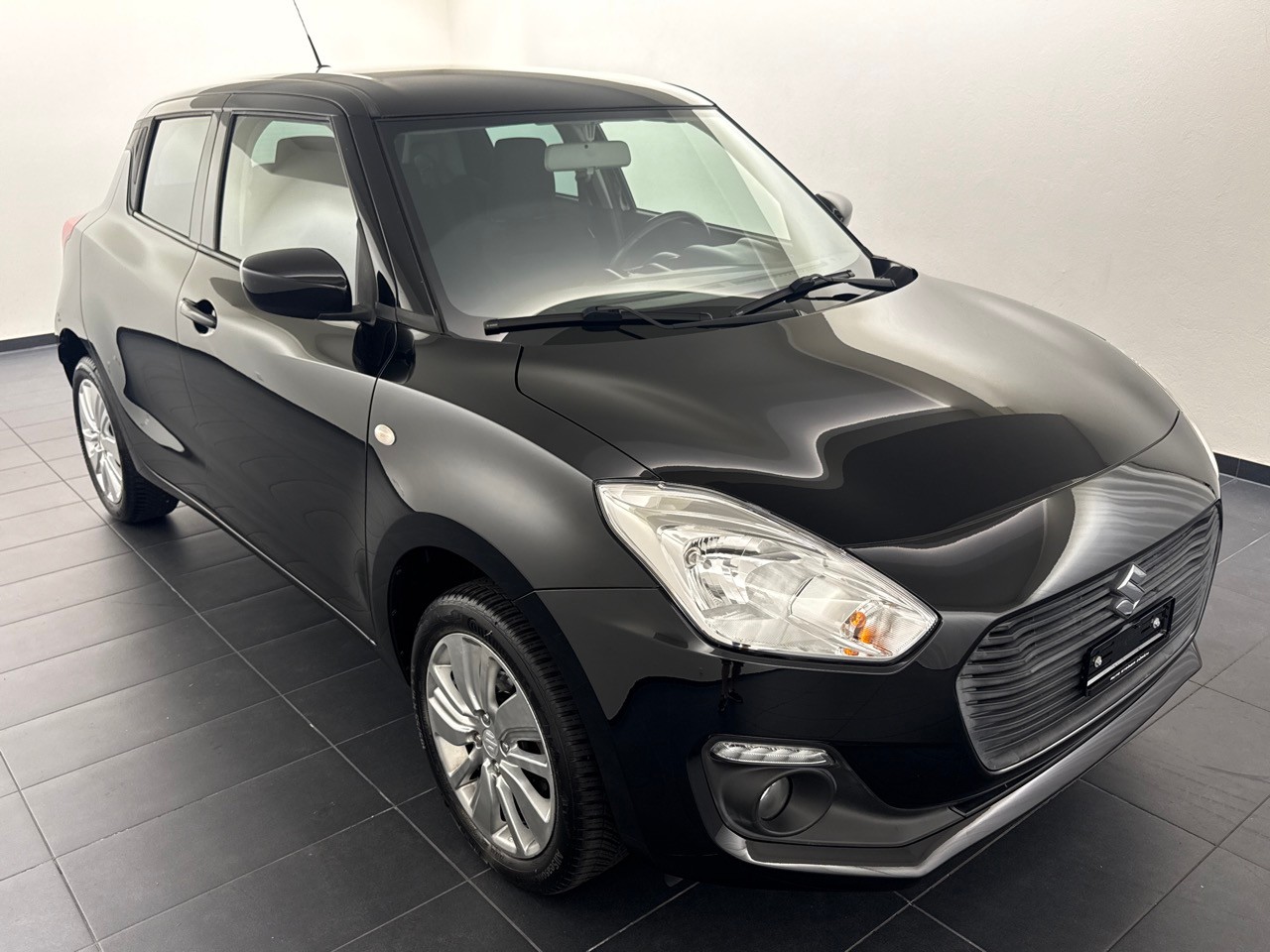 SUZUKI Swift 1.2i Compact+ 4x4-image-3