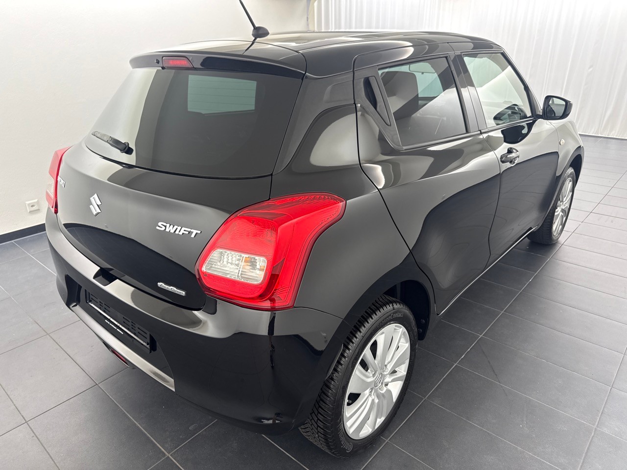 SUZUKI Swift 1.2i Compact+ 4x4-image-2