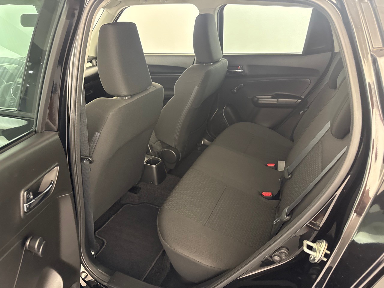SUZUKI Swift 1.2i Compact+ 4x4-image-5