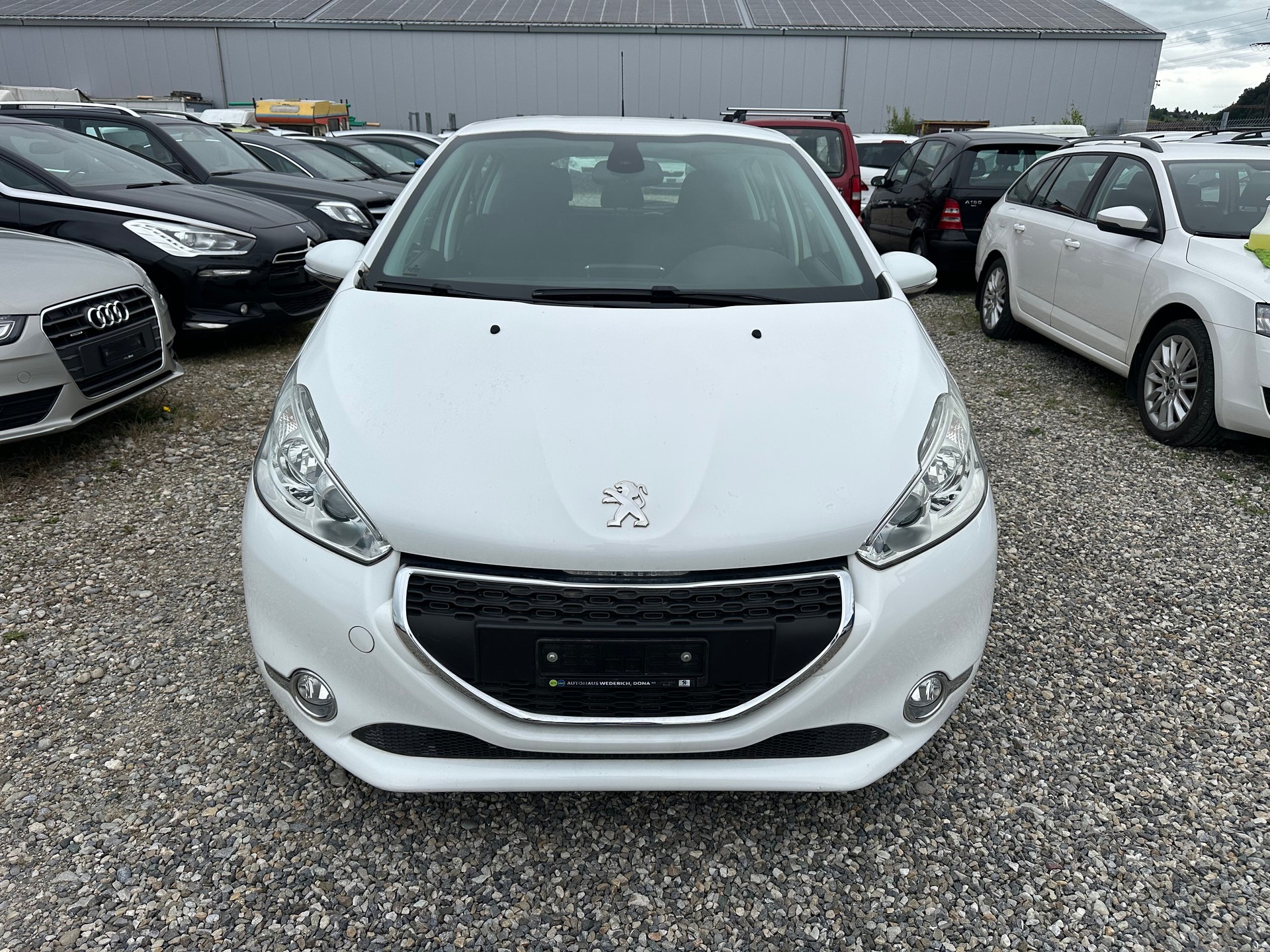 PEUGEOT 208 1.4 VTI Active-image-1