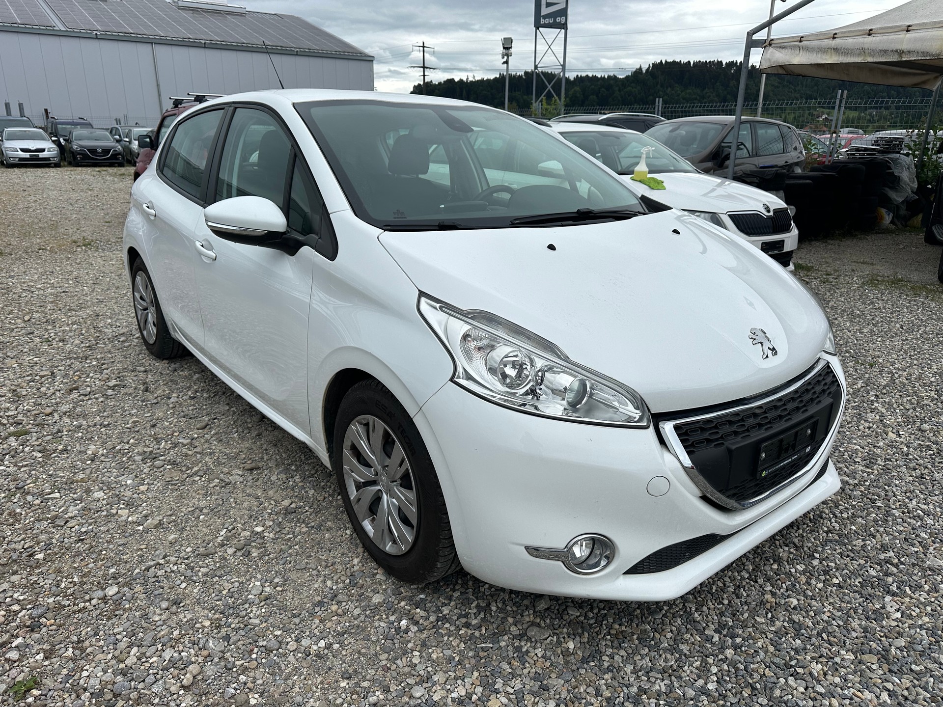PEUGEOT 208 1.4 VTI Active-image-2