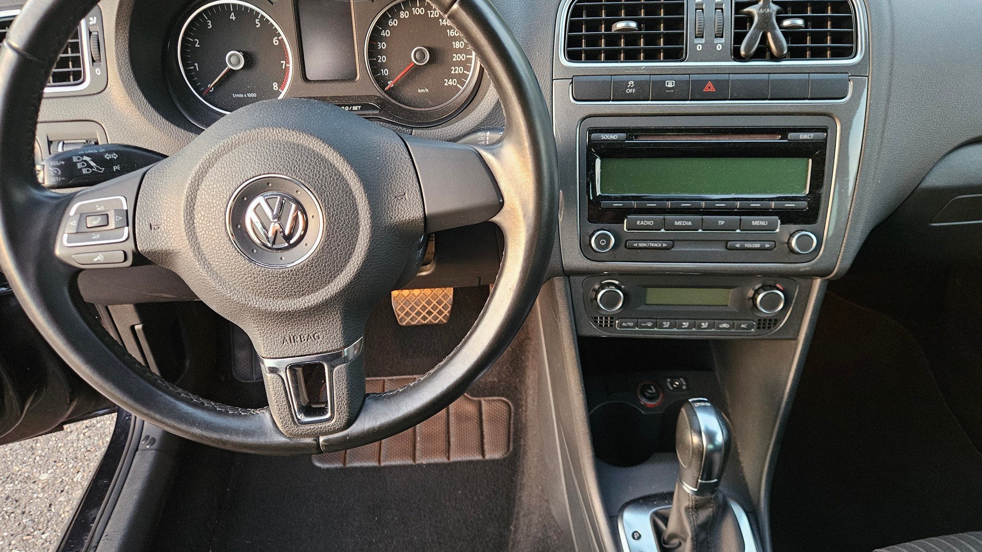 VW Polo 1.2 TSI Highline DSG-image-11