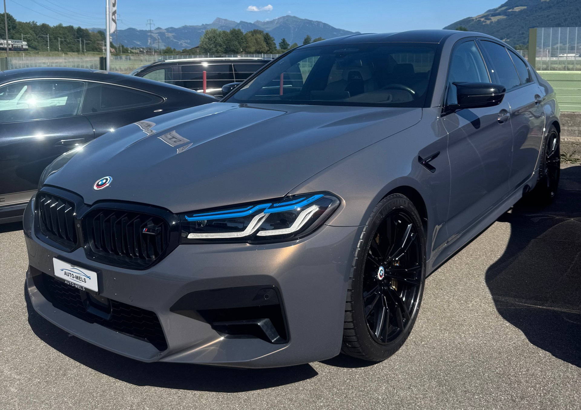 BMW M5 xDrive Competition Drivelogic