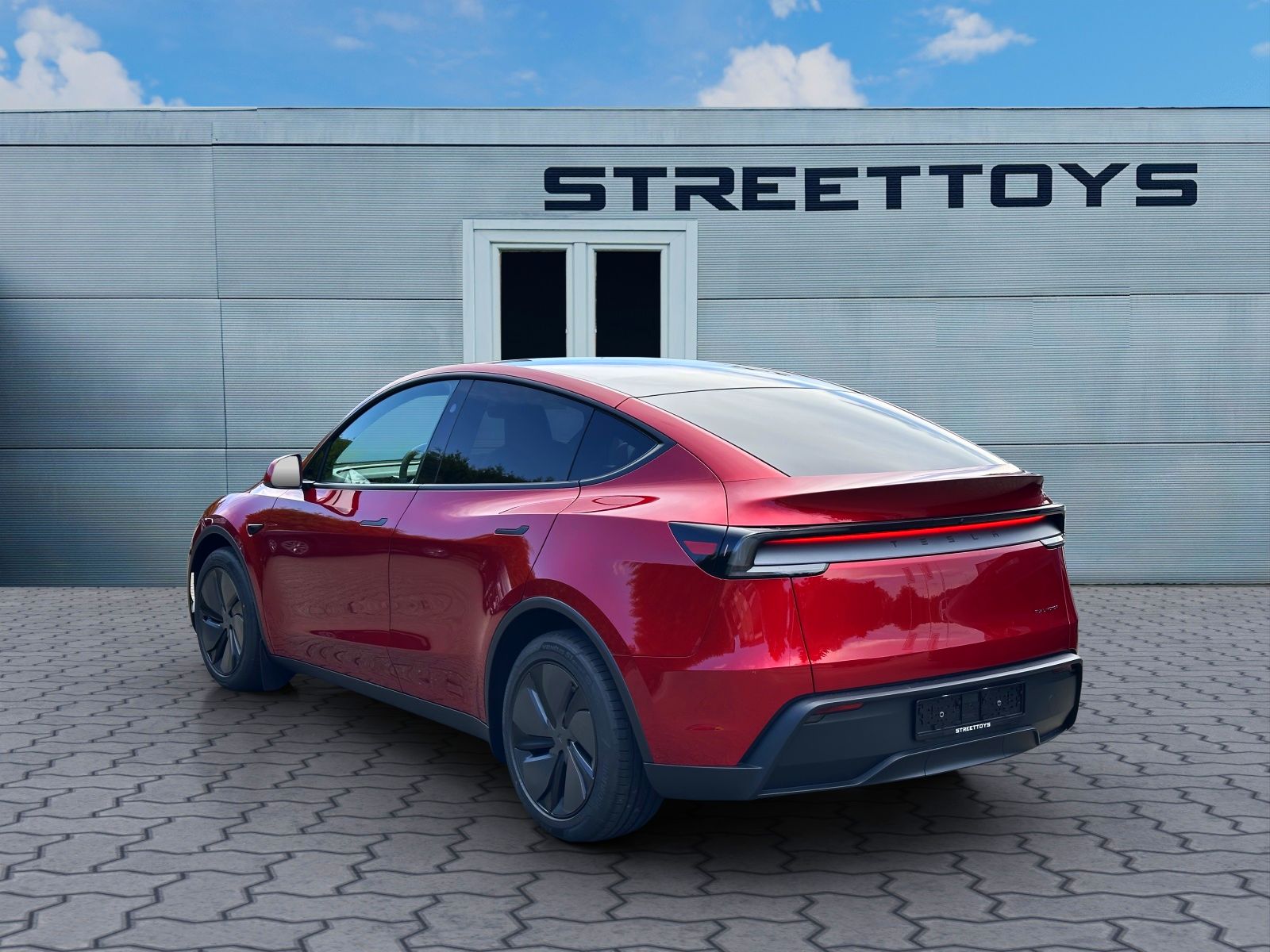 TESLA Model Y Long Range Premium AWD-image-2