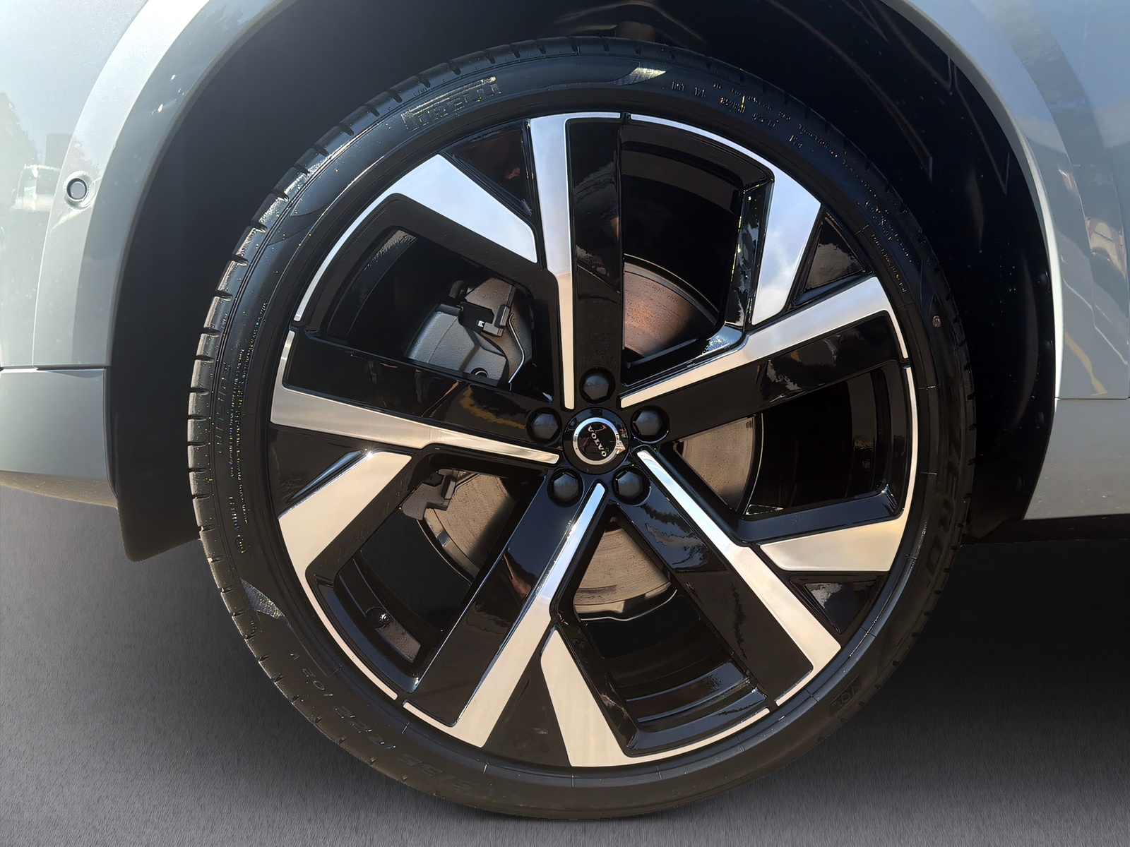VOLVO XC60 2.0 T8 TE Black Edition eAWD-image-22