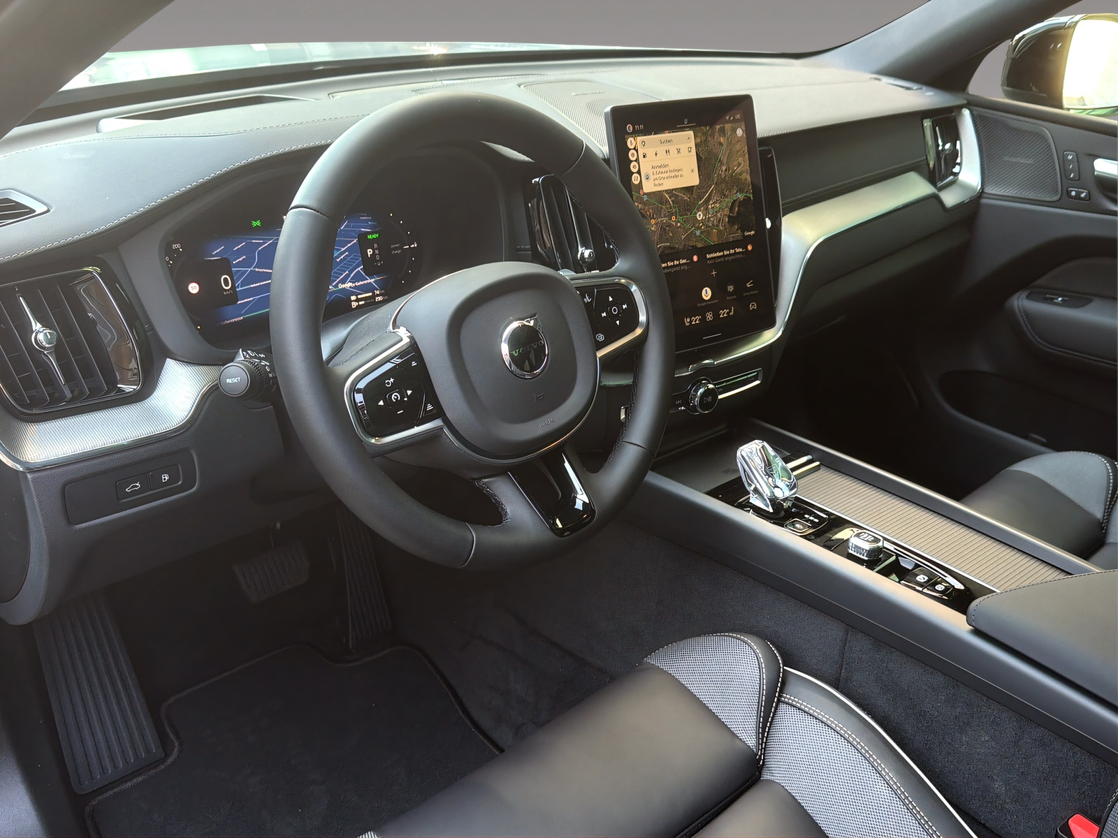 VOLVO XC60 2.0 T8 TE Black Edition eAWD-image-7