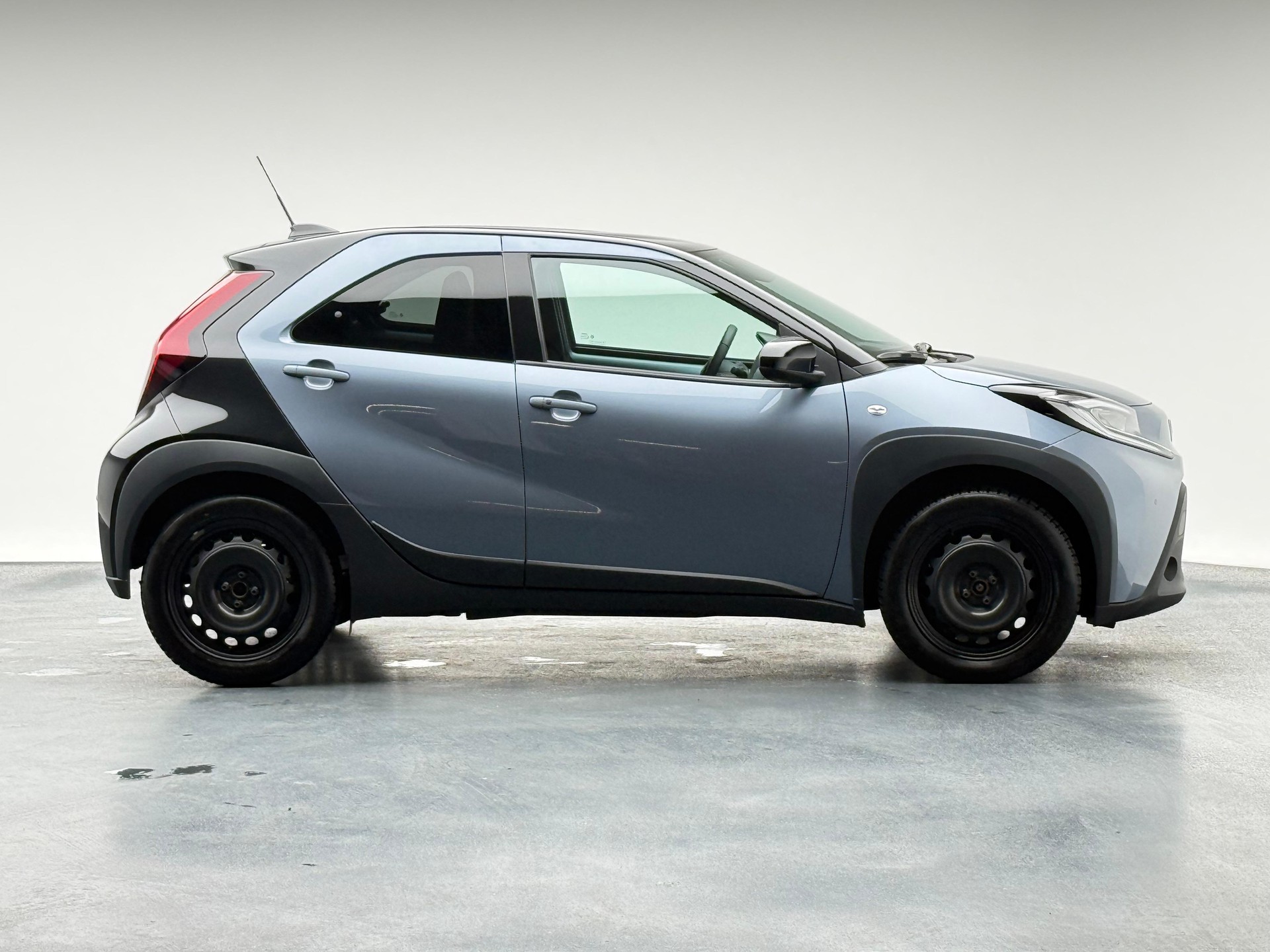 TOYOTA Aygo X 1.0 VVT-i Trend-image-5