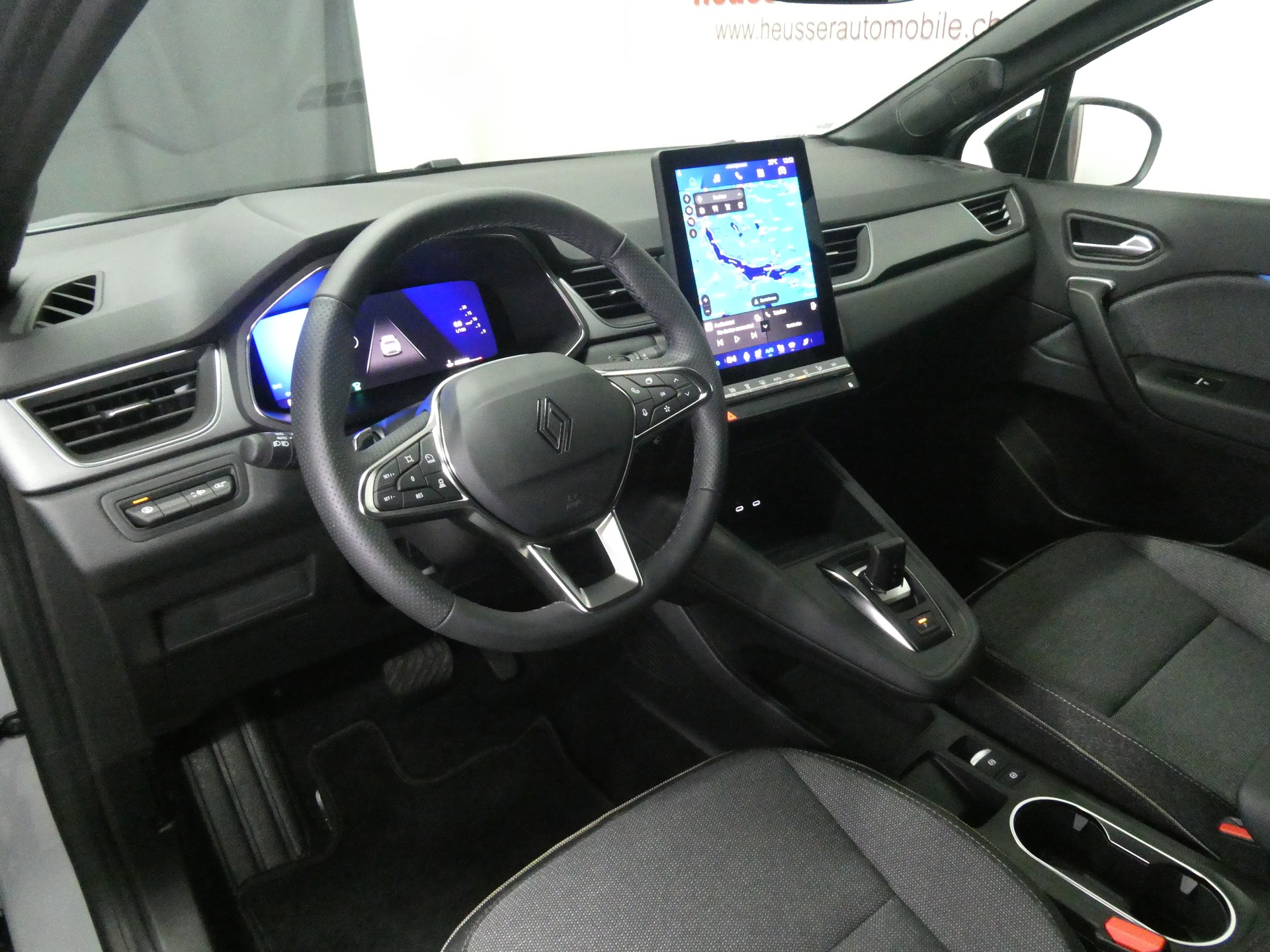 RENAULT Symbioz 1.4 Techno EDC - Digital Cockpit - Navi - Teil-Leder - Kamera - 140 PS-image-8