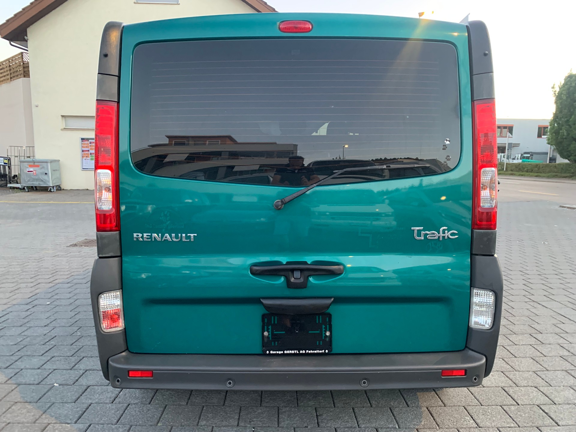 RENAULT Trafic 2.0 dCi L2H1 Grand Passenger Expression-image-5