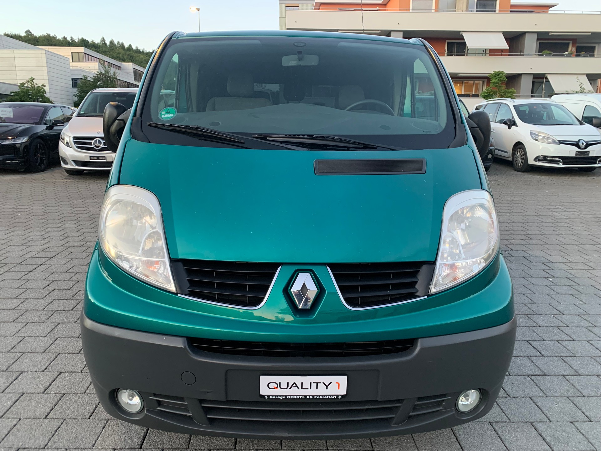 RENAULT Trafic 2.0 dCi L2H1 Grand Passenger Expression-image-4
