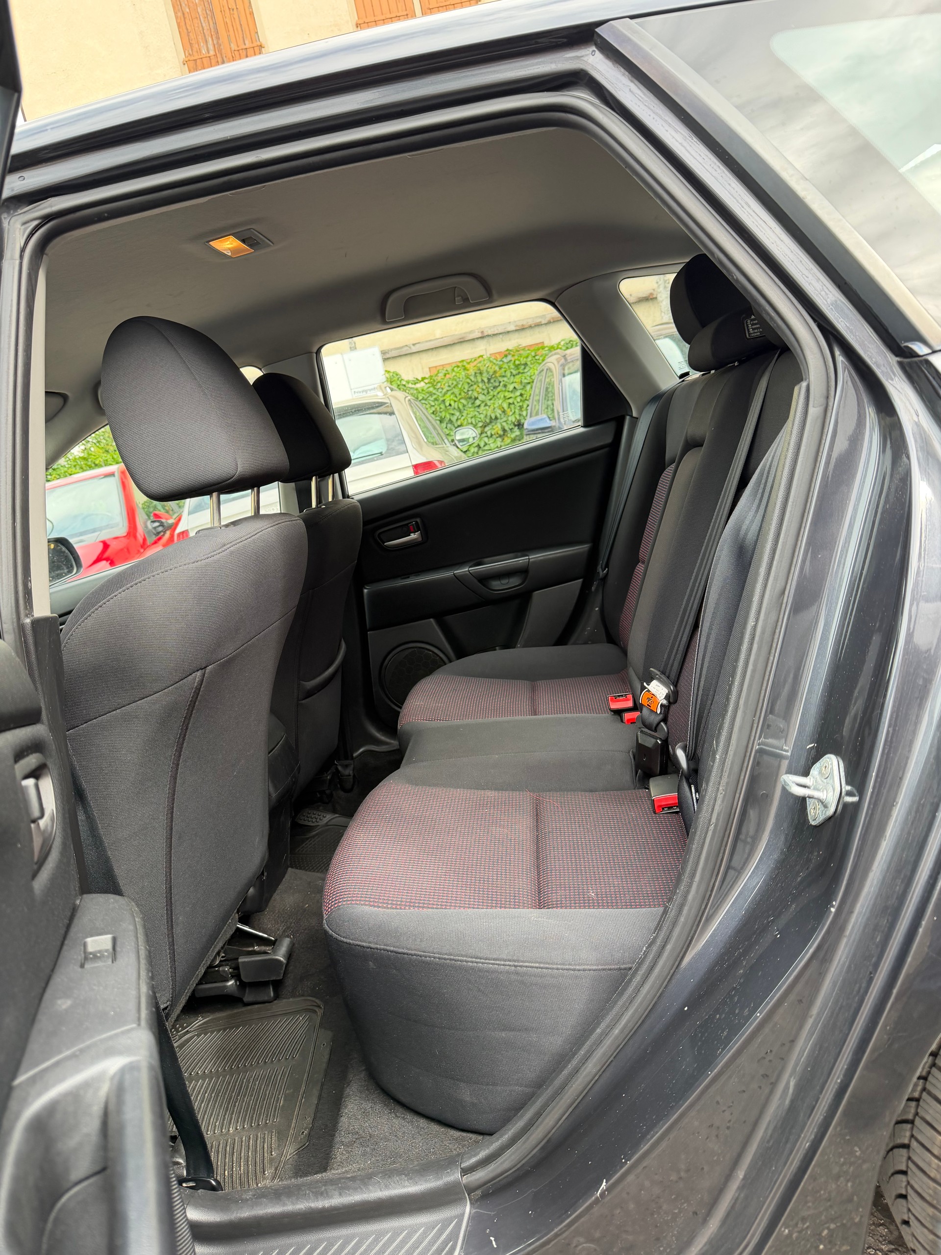 MAZDA 3 1.6 16V Youngster-image-7