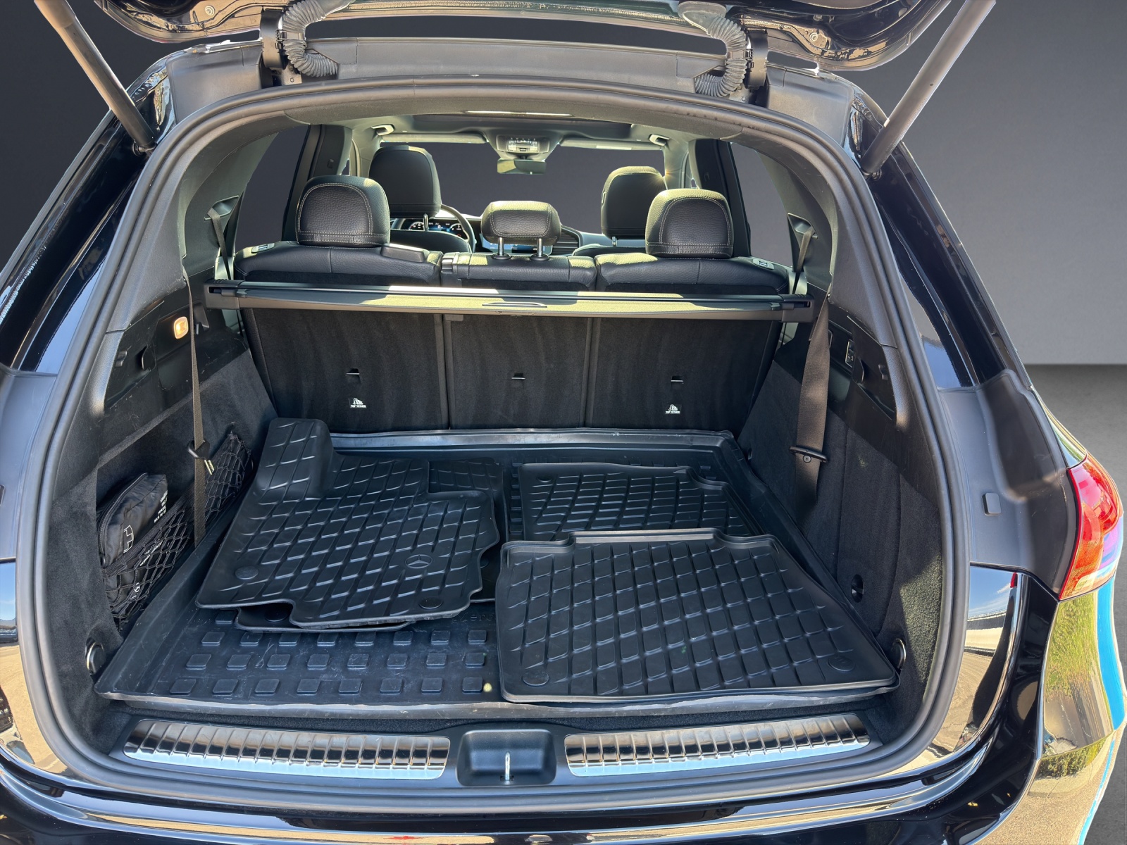 MERCEDES-BENZ GLE 300 d 4Matic 9G-Tronic-image-11