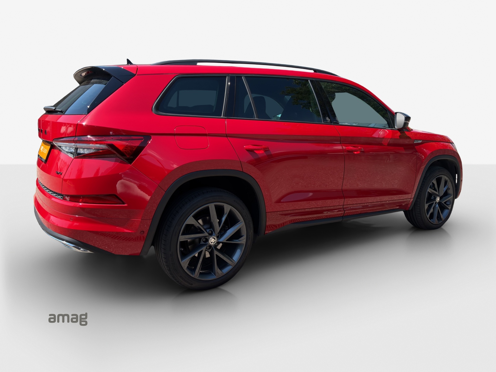 SKODA Kodiaq 2.0 TSI 4x4 SportLine-image-4