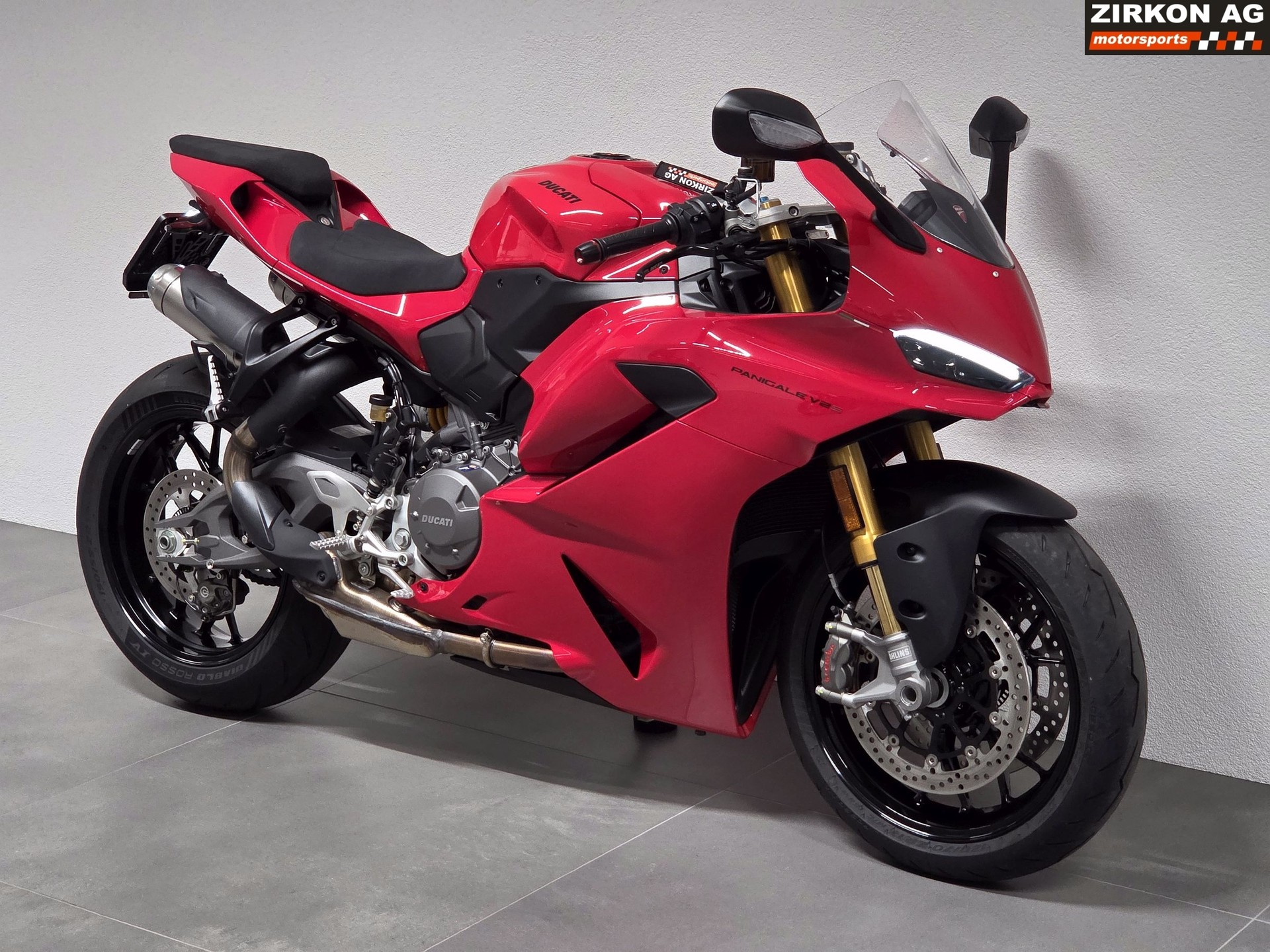 DUCATI Panigale V2 S (35kW)-showroom-element-2