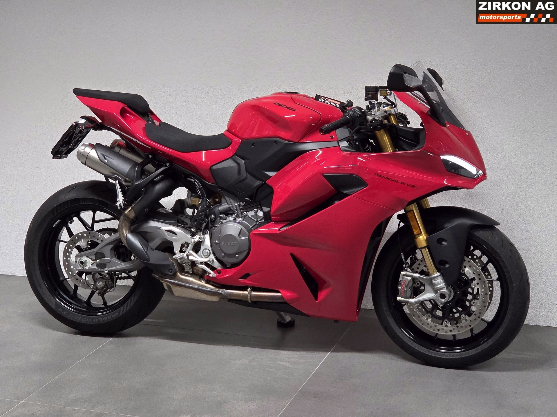 DUCATI Panigale V2 S (35kW)-showroom-element-1