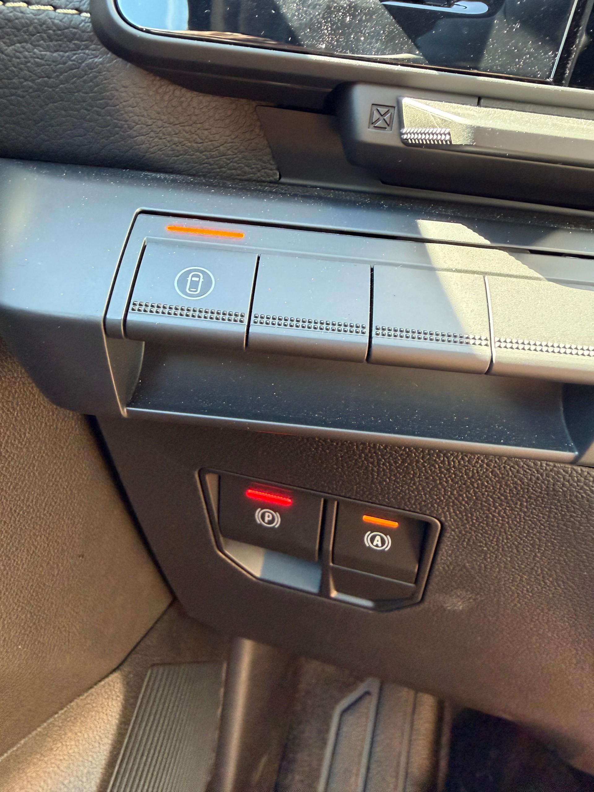 RENAULT Megane-image-10