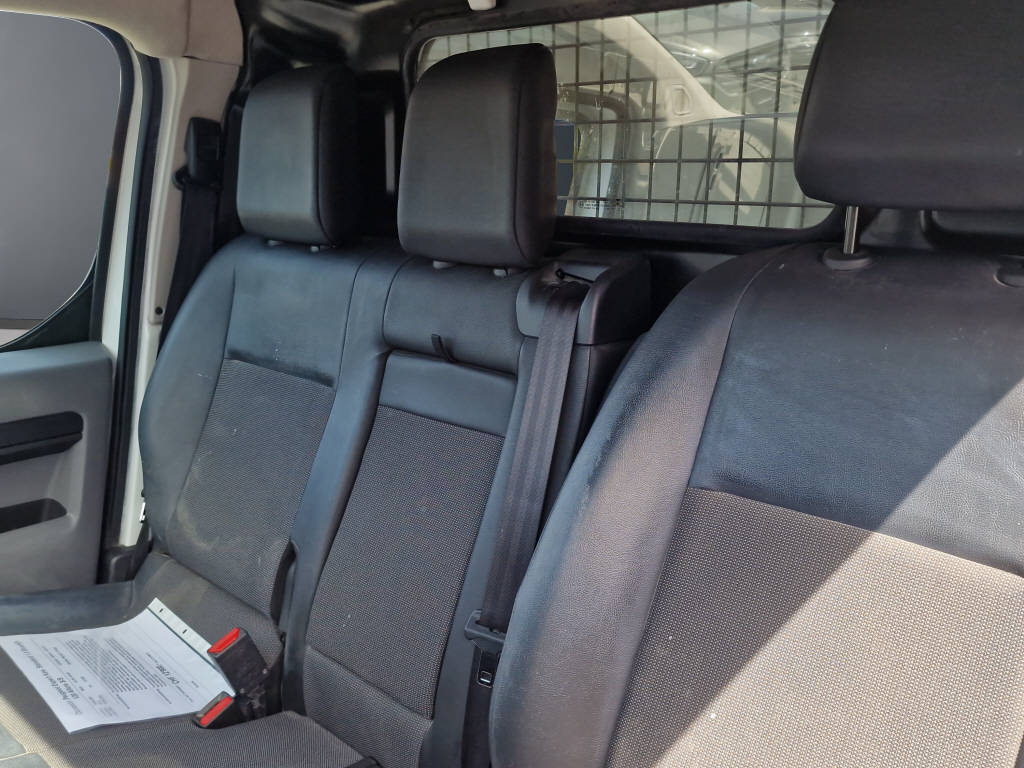 PEUGEOT Expert Kaw. Standard 1.5 BlueHDi 120 Allure S/S-image-9
